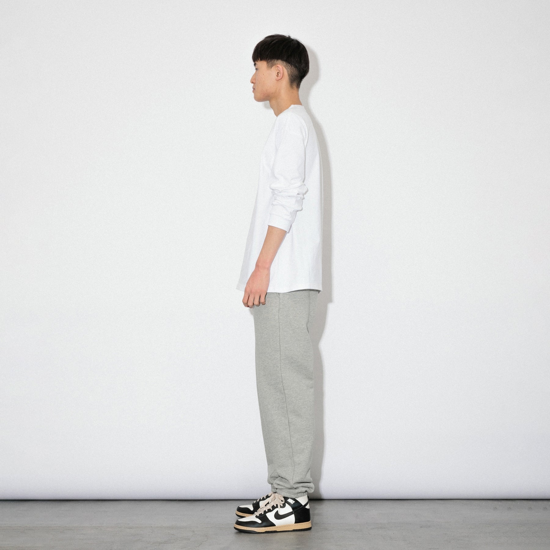 KN-LT-01_WH | Heavy Crewneck Long Sleeve T-Shirt | Color:WHITE【Knuu(縫う)_ヌウ】