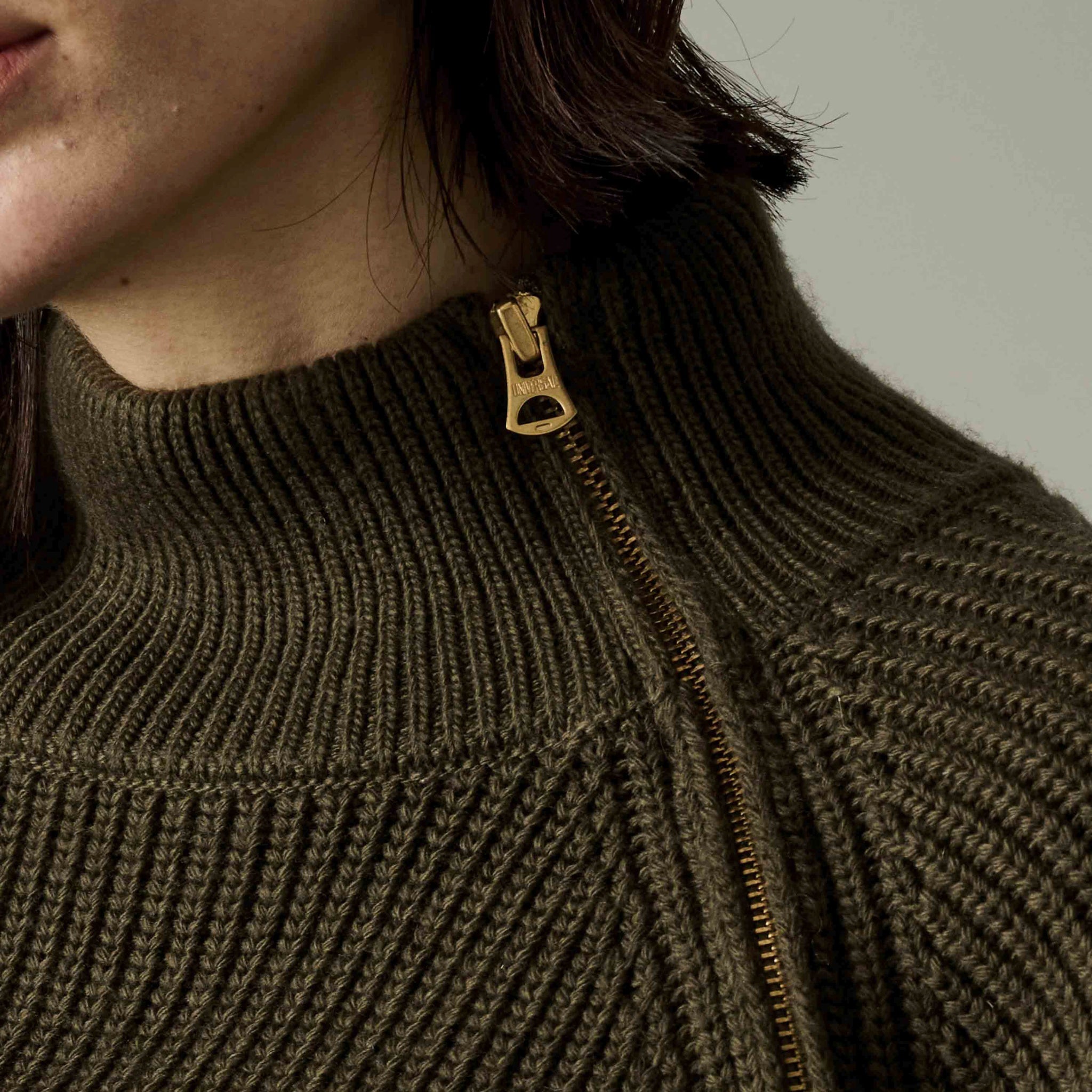 MIL24FKN3031_KHAKI | HALF ZIP MIL KNIT TOP | Color:Khaki【KHA:KI_カーキ】