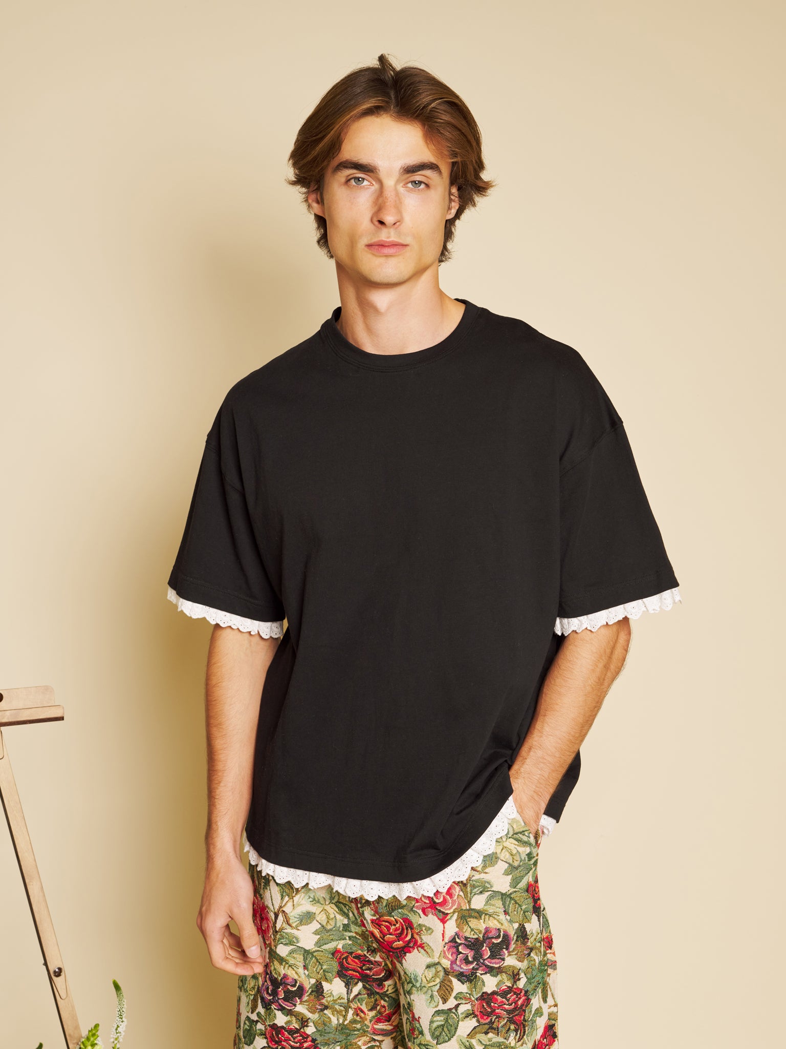 Aube Trim T-shirt – Black | SISTER JANE
