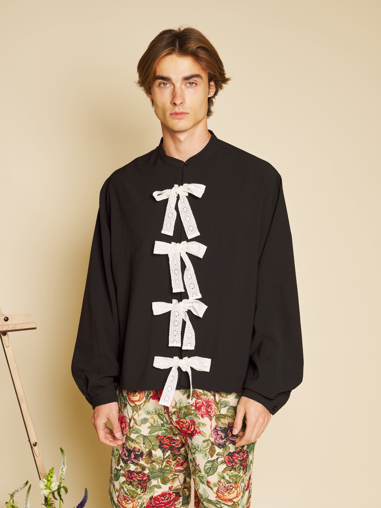 Easel Bow Shirt – Black | SISTER JANE