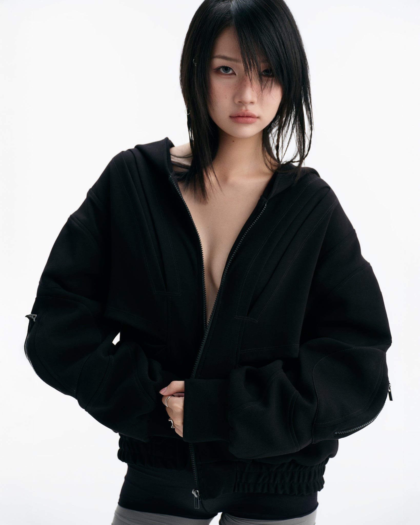 MAPLE JACKET (Black) | Bunny Hill Concept
