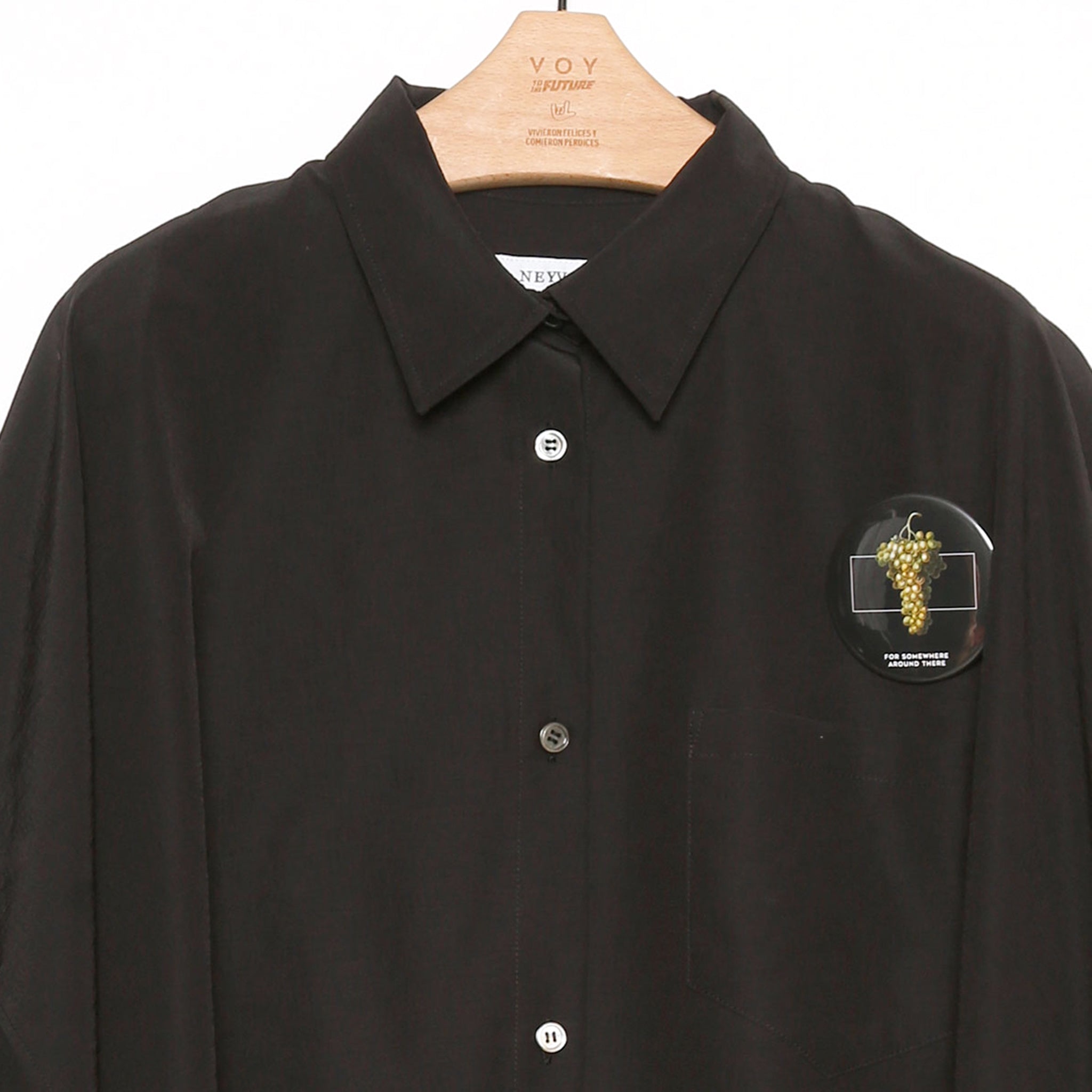 Packable Circle Poncho Shirt – Black | NEYVOR