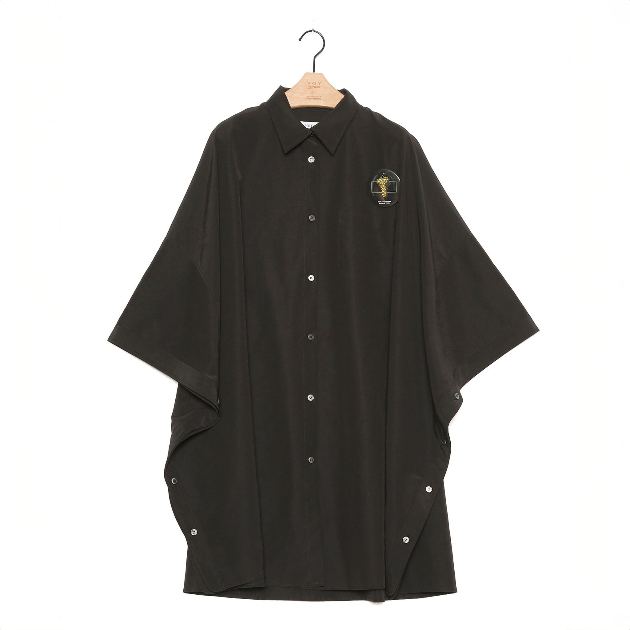 Packable Circle Poncho Shirt – Black | NEYVOR