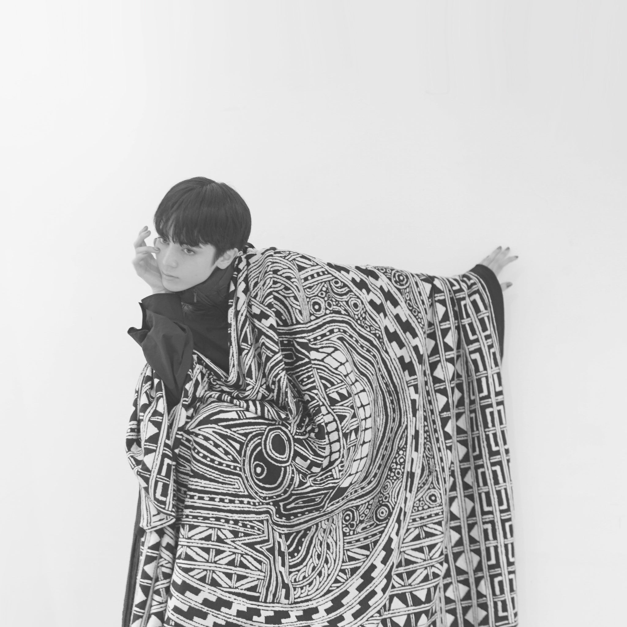 SF-APS01 | Drawing Ghost Big Shawl 『霊図』 | Color:Drawing Ghost【Apsu Shusei × STOF】【archive】