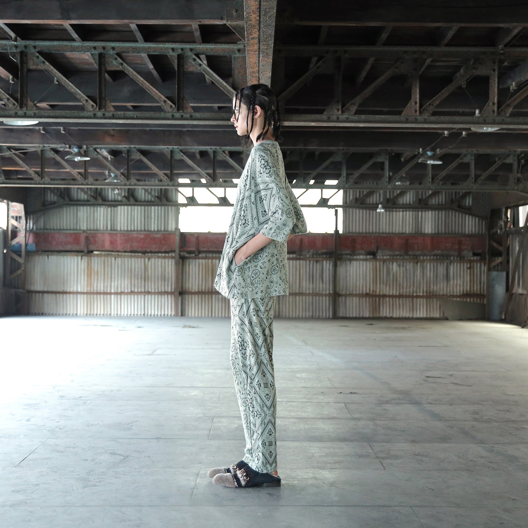 SF25SS-17_Beige | Bandana JQ BIG Tee | Color:Beige【STOF_ストフ】【archive】