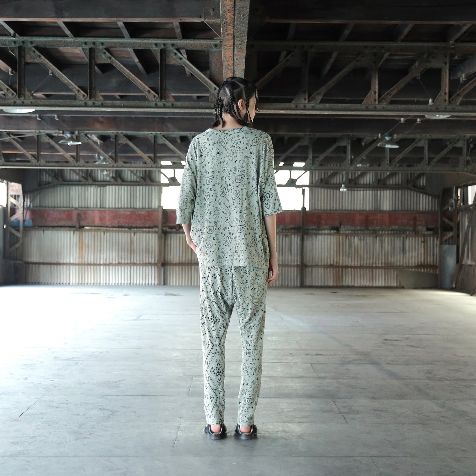 SF25SS-17_Beige | Bandana JQ BIG Tee | Color:Beige【STOF_ストフ】【archive】