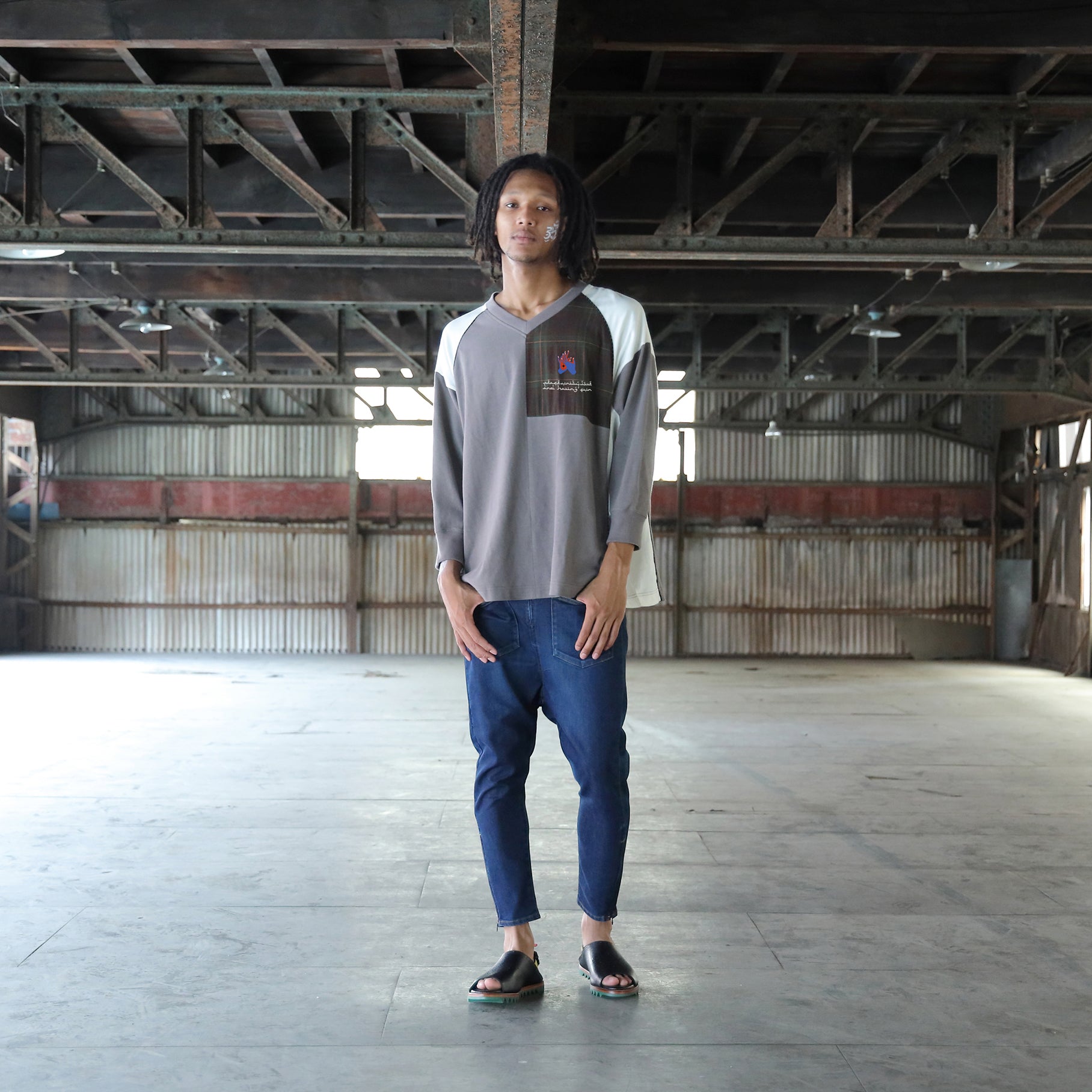 SF25SS-20_ Charcoal | Not Uniform Pulover | Color: Charcoal【STOF_ストフ】【archive】