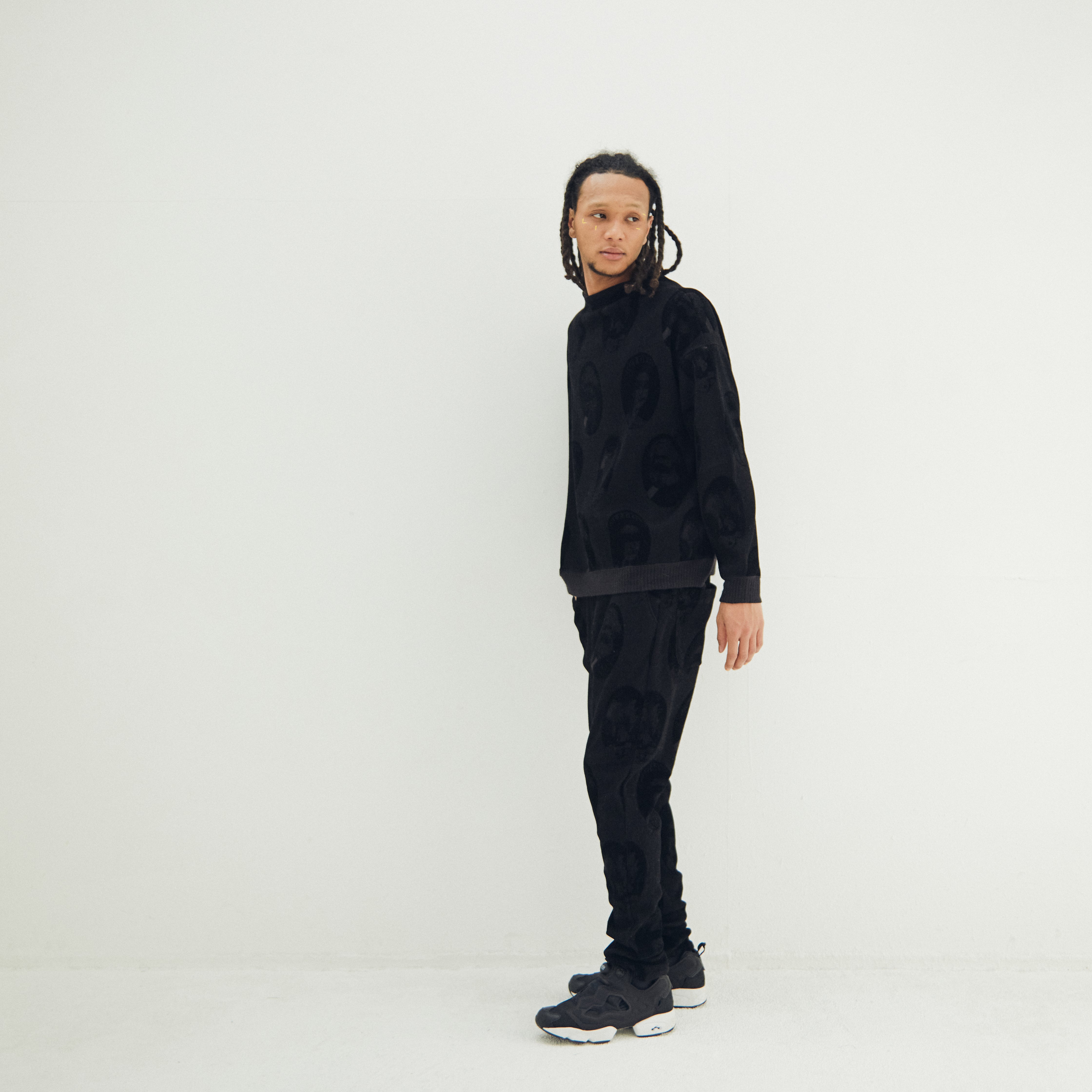 Anarchy/Flocky Pulover – Black | STOF | 入荷予定アイテム