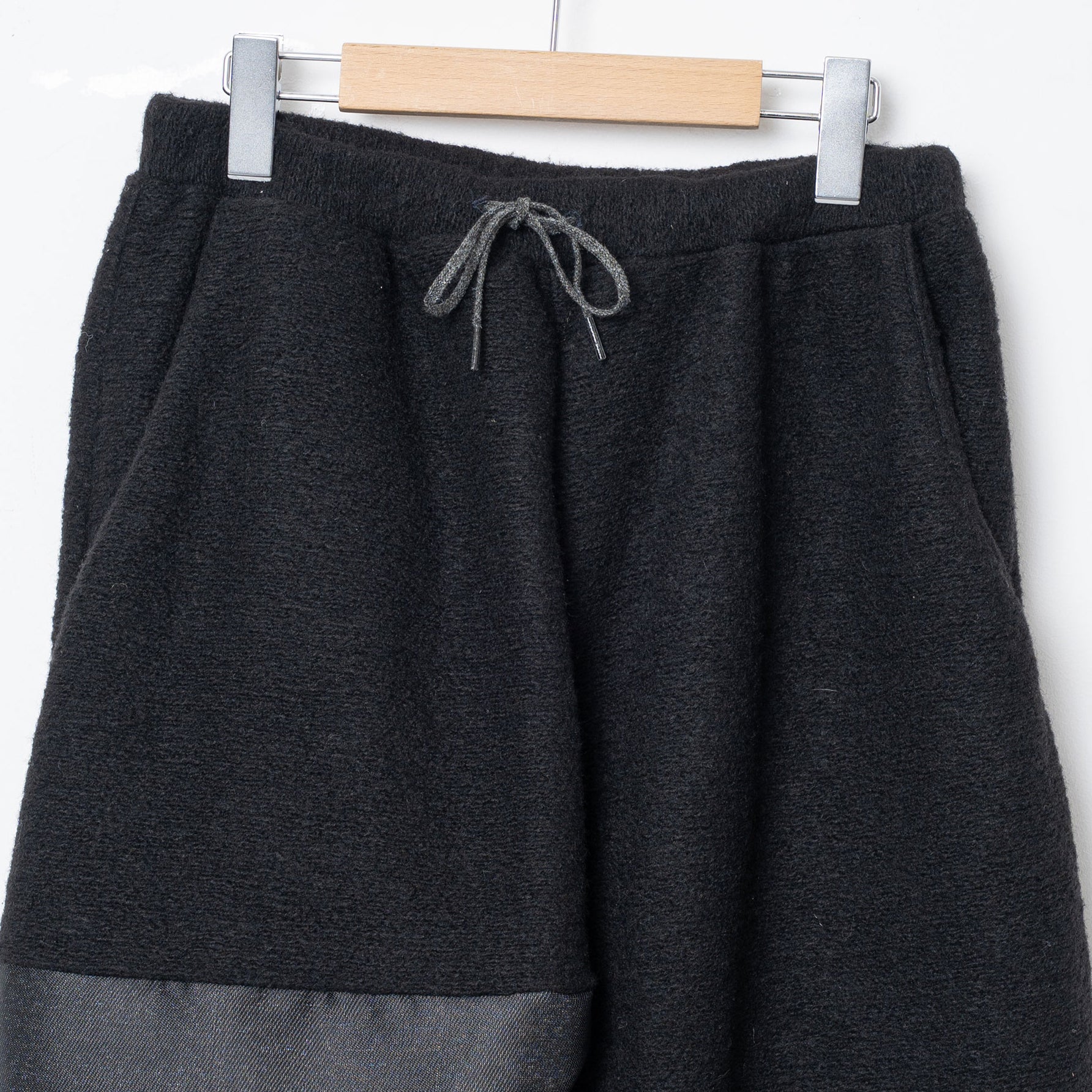 VSJQ Mix Wide Pants – Black | STOF | 入荷予定アイテム