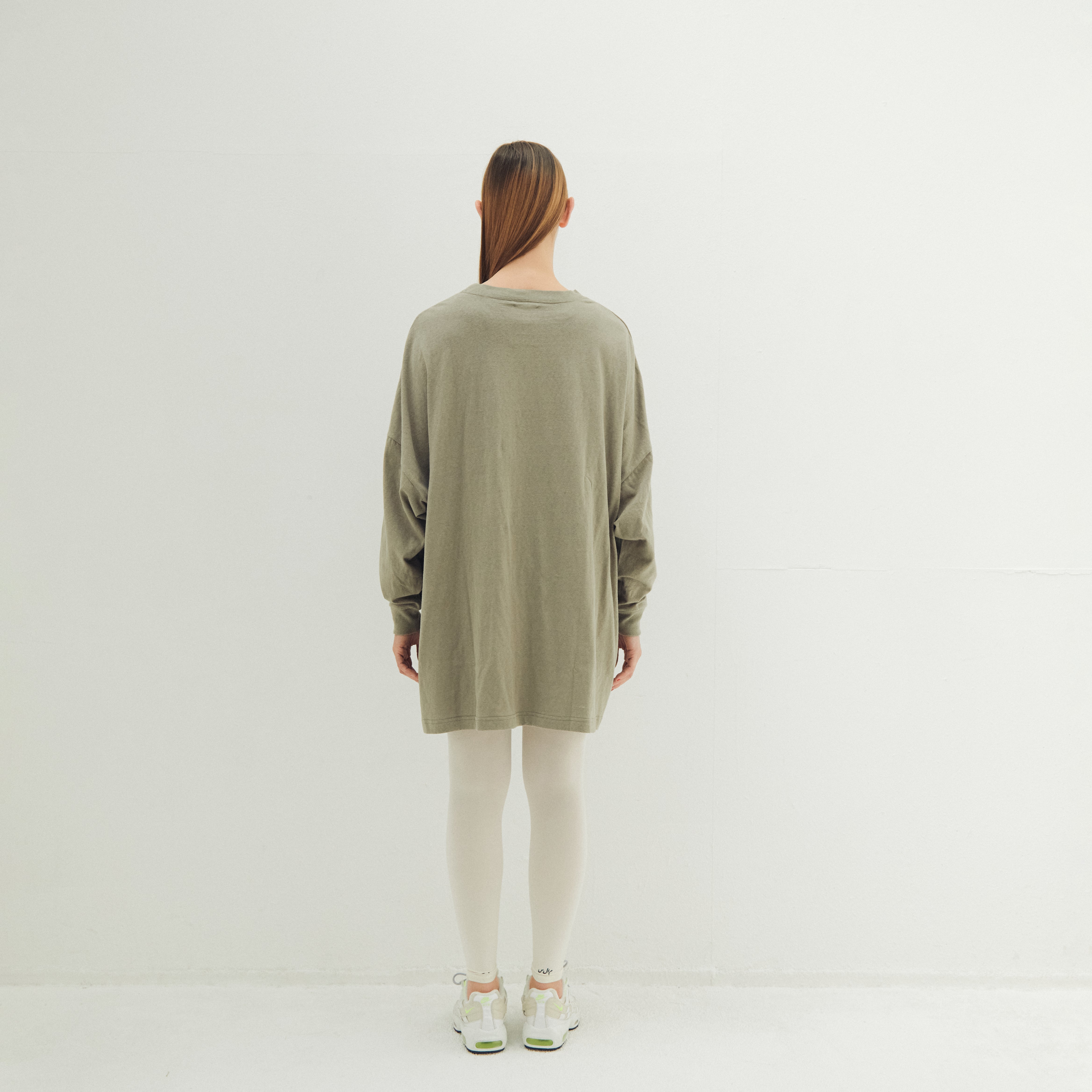 ARABIC L&P L/S Tee – Khaki | STOF | 入荷予定アイテム