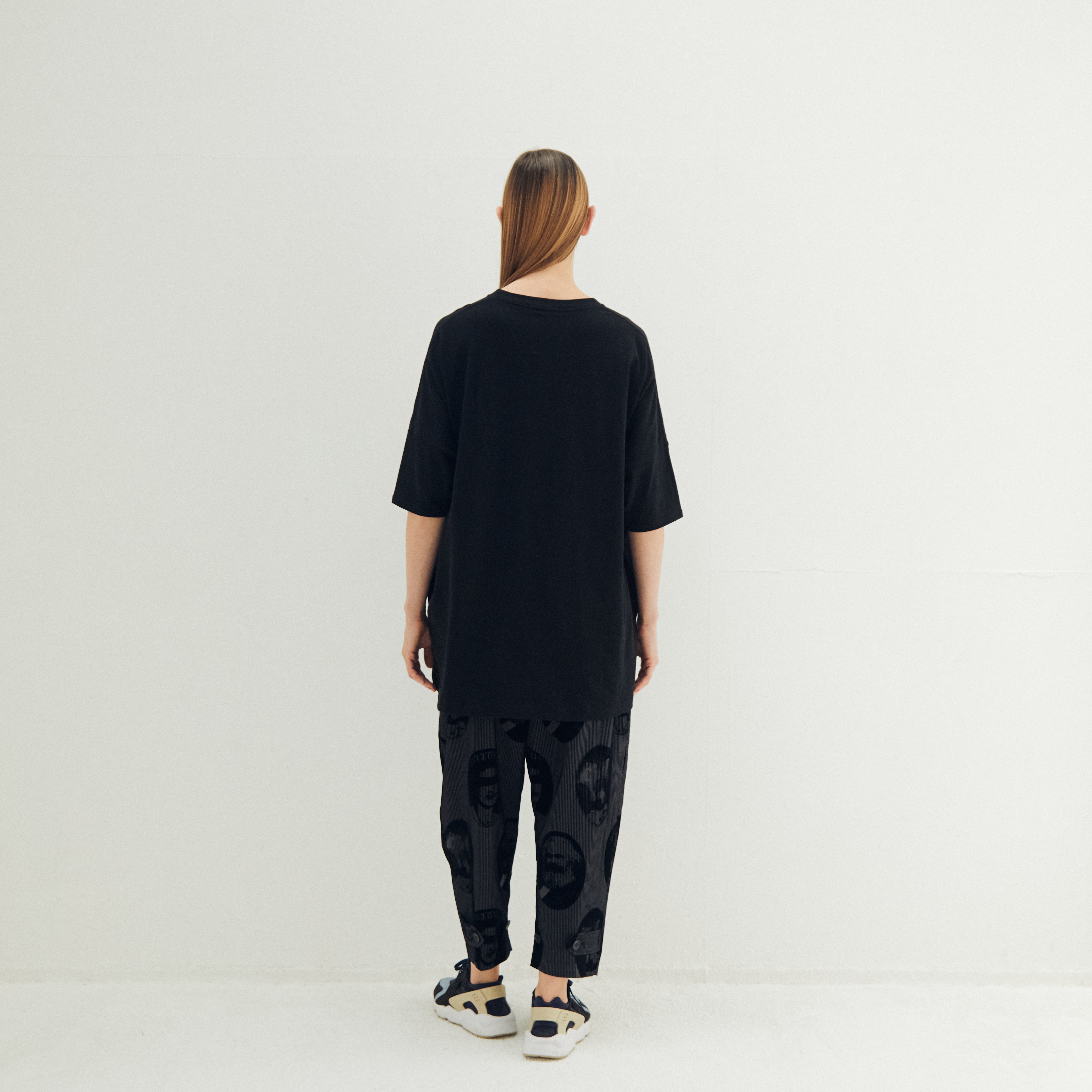 PATCH L&P Tee – Black | STOF | 入荷予定アイテム