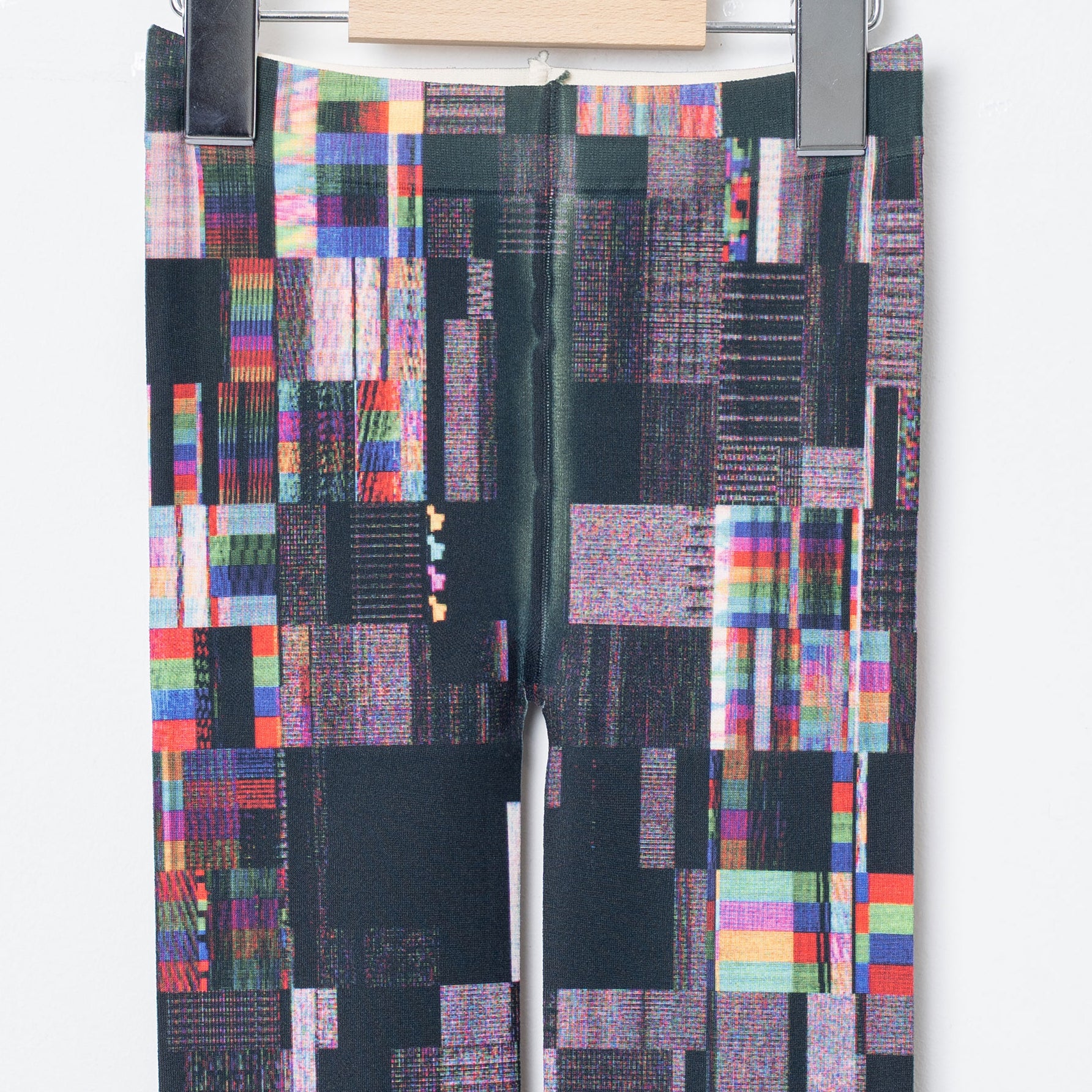 UNDERCURRENT LEGGINS – Glitch Bk | STOF | 入荷予定アイテム
