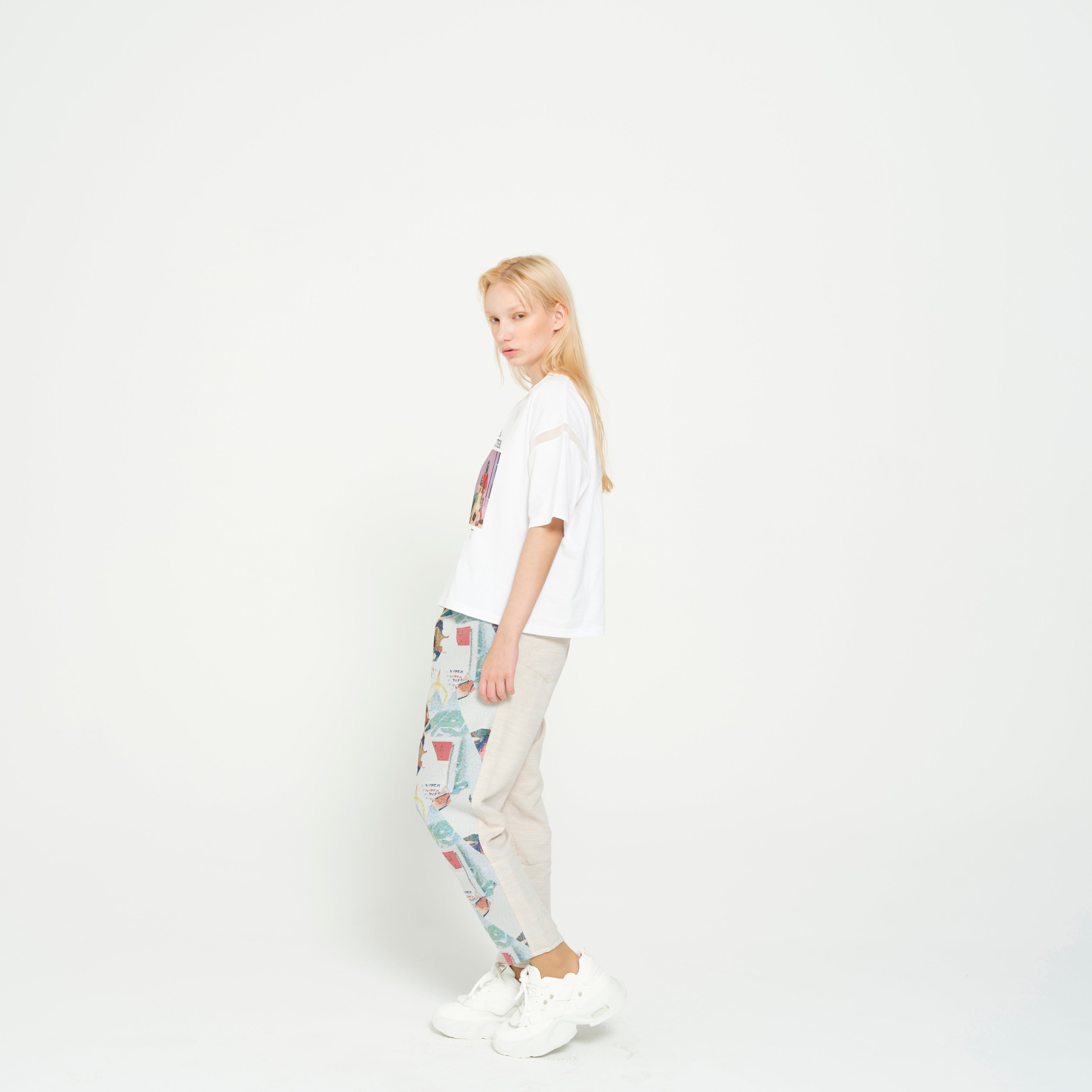 BORDERLESS JQ PANTS– White | STOF