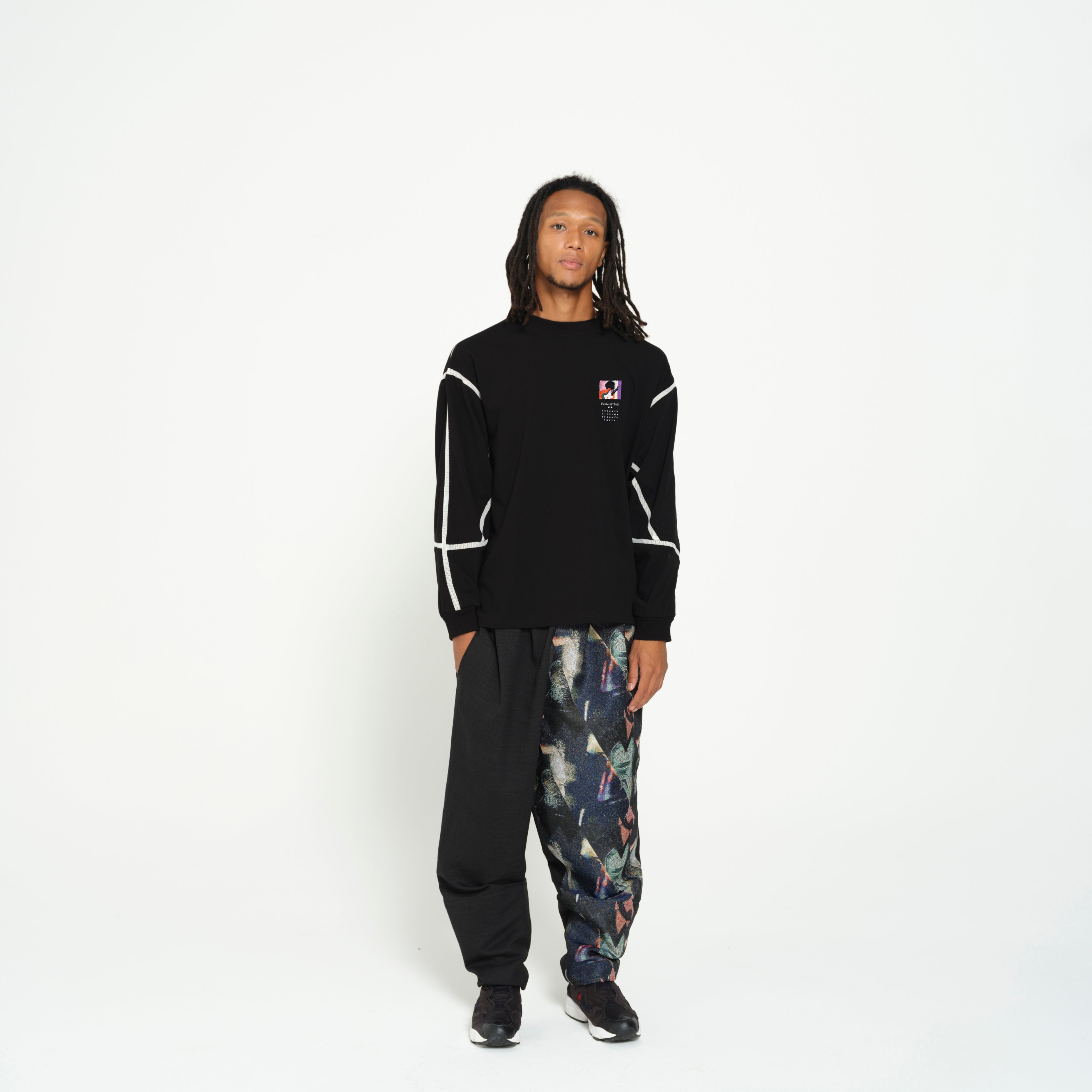 COMPLEXITY BORDER L/S TEE– Black | STOF