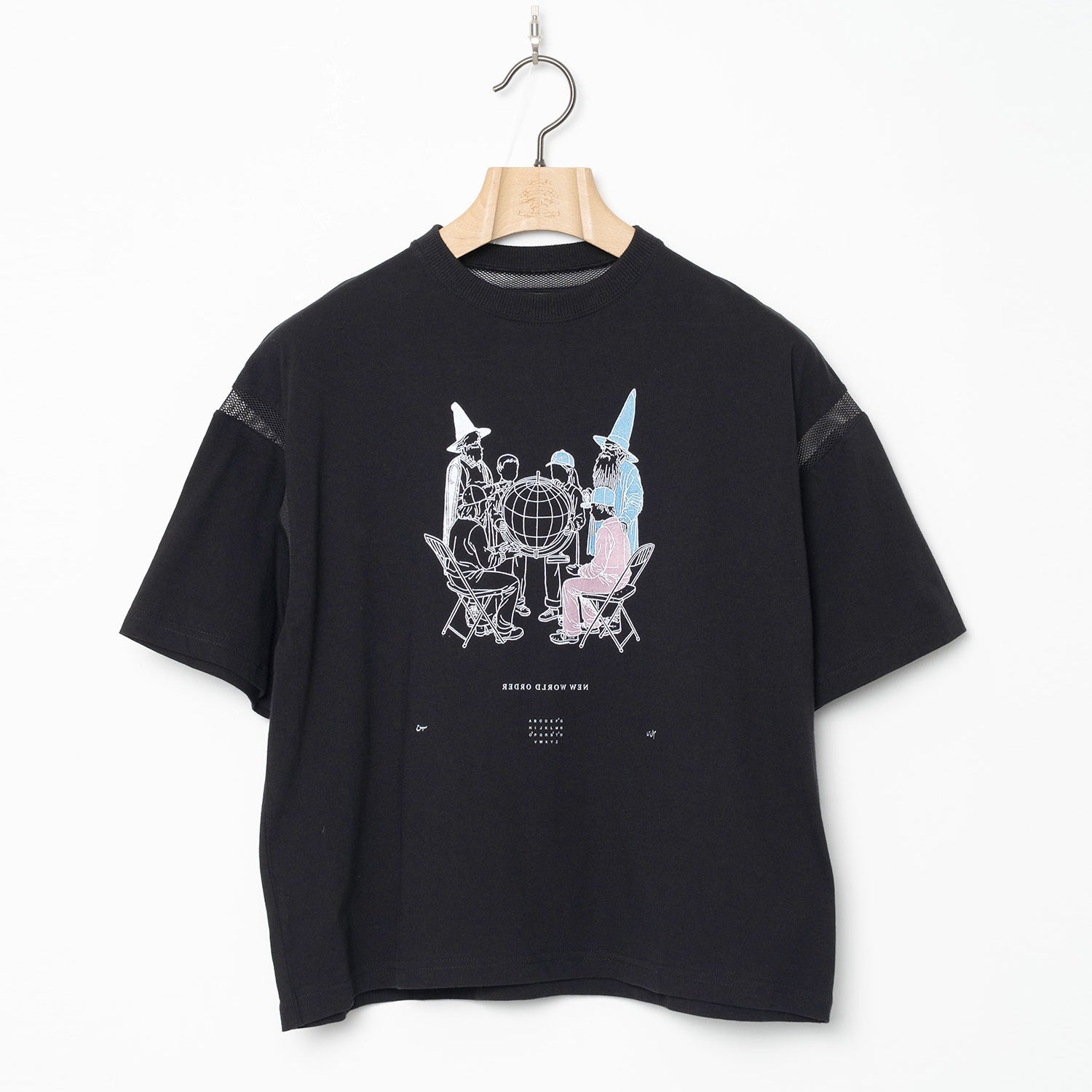 WORLD ORDER SAMUE T-SHIRT | Color_Black | No_SF26SS-26D_Black【STOF_ストフ】【入荷予定アイテム・入荷連絡可能】