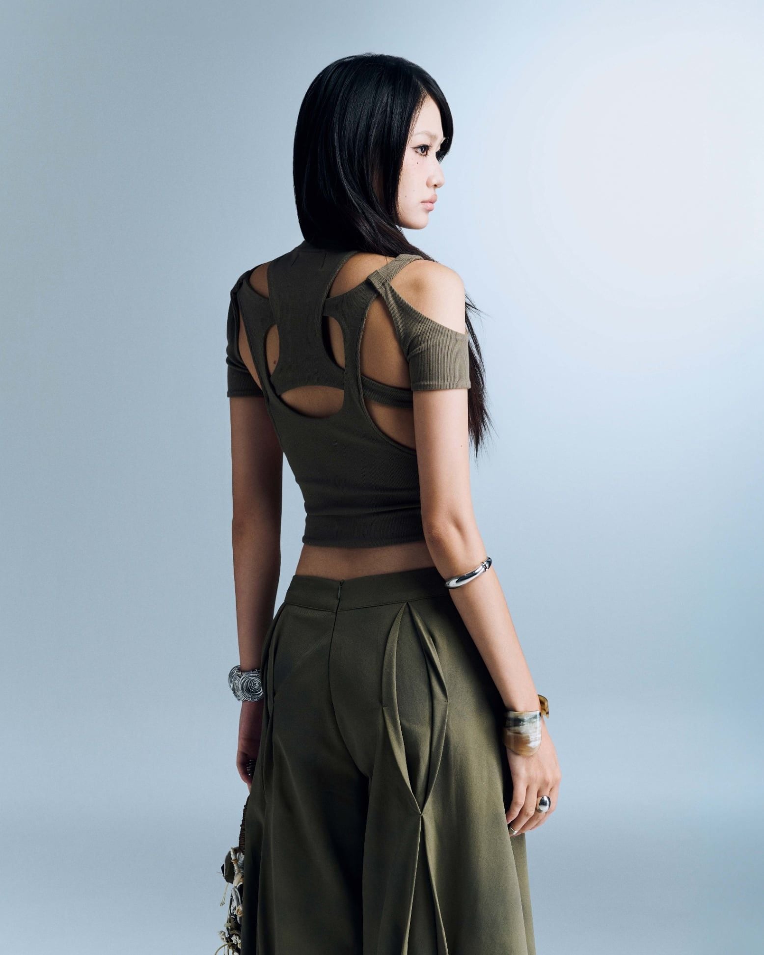 TAWNY TOP (ARMY GREEN) | Bunny Hill Concept
