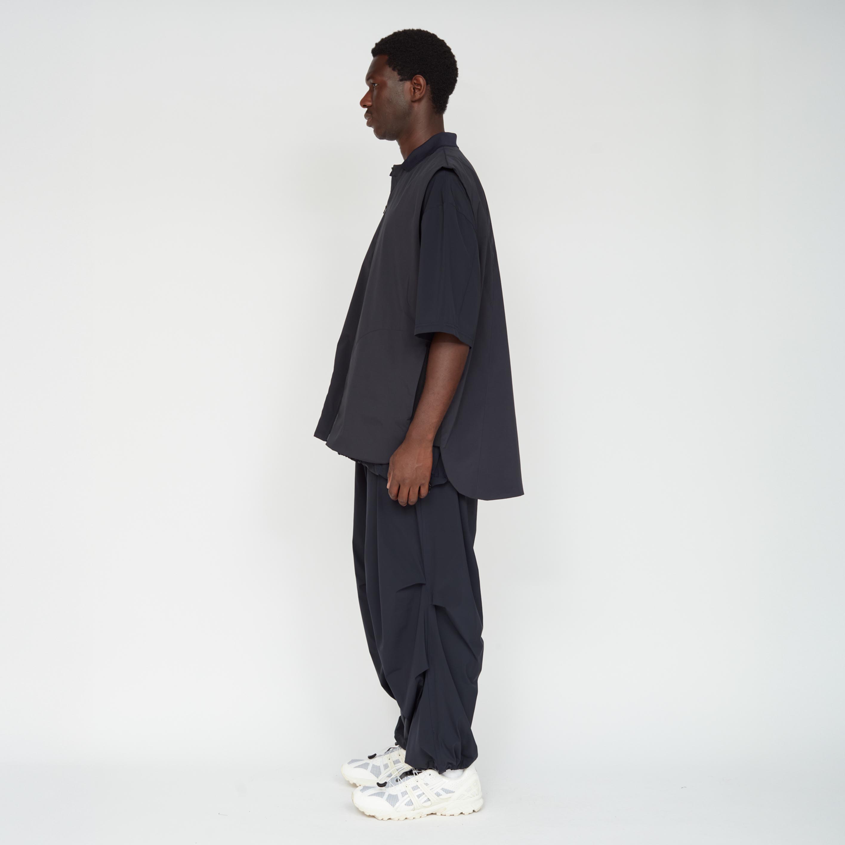 _158_Black | ジッパーベスト | Color:Black【UNTRACE_アントレース】【archive】