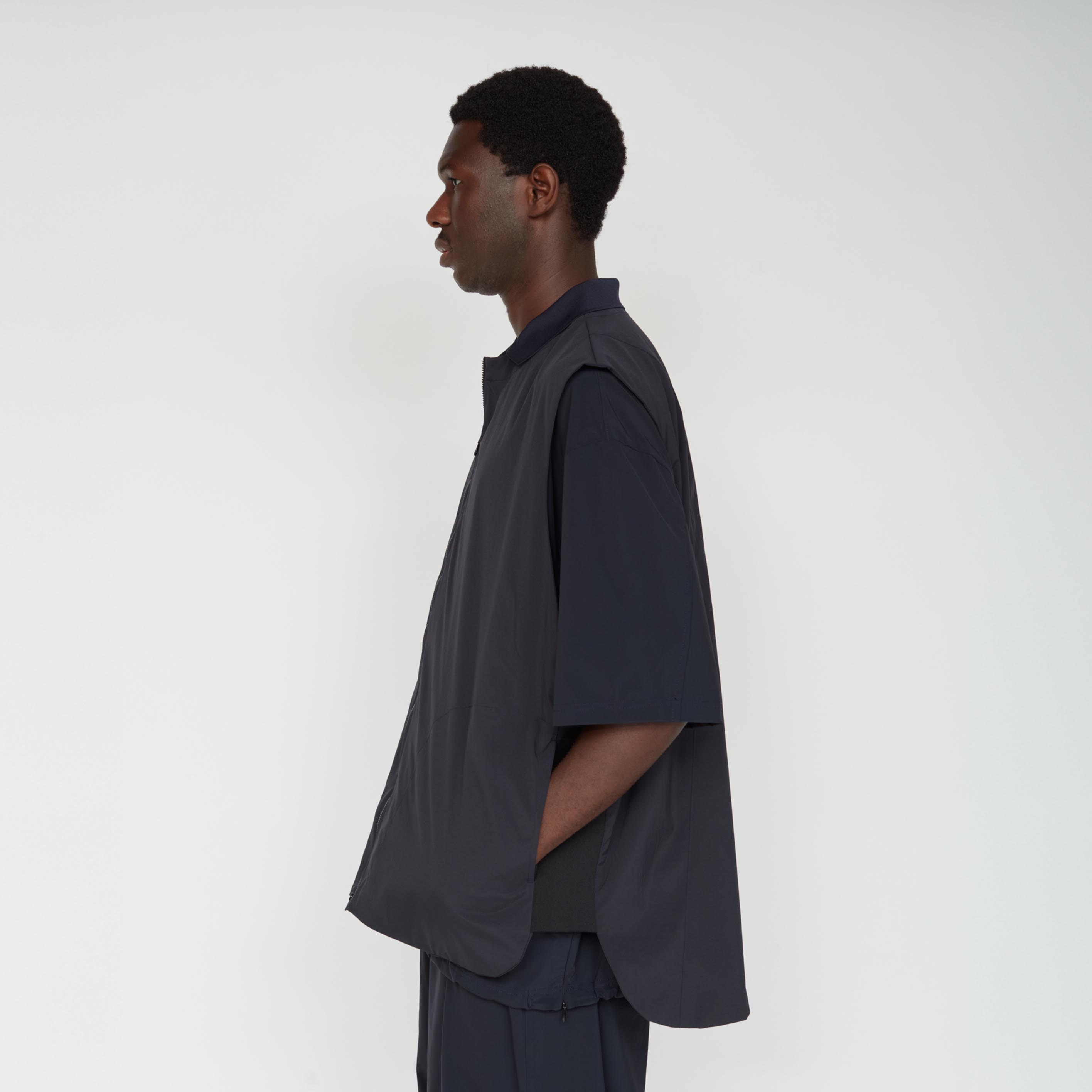 _158_Black | ジッパーベスト | Color:Black【UNTRACE_アントレース】【archive】