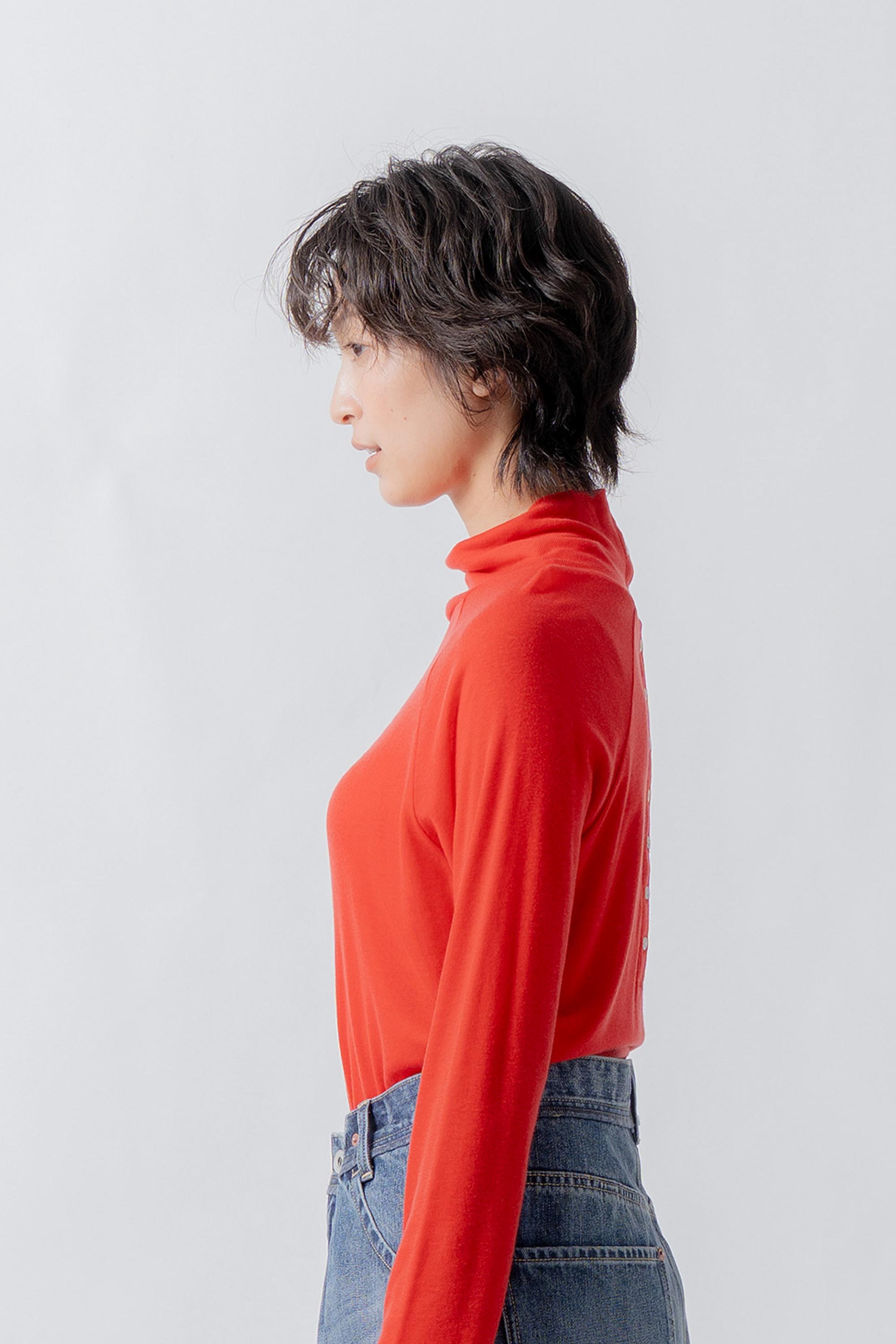 front button turtleneck – Red | WHYTO | 入荷予定アイテム