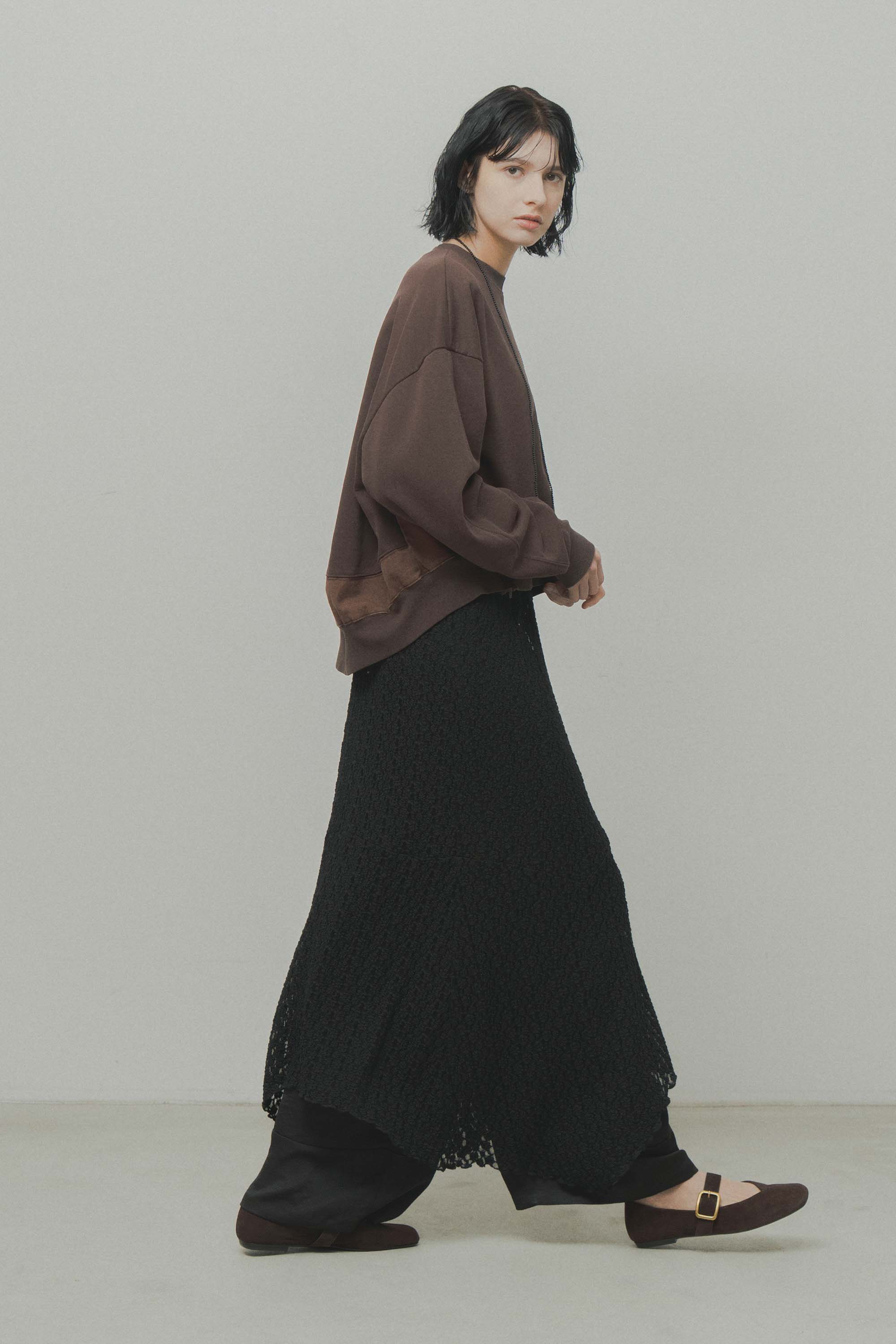 lace asymmetry skirt – Black | WHYTO | 入荷予定アイテム