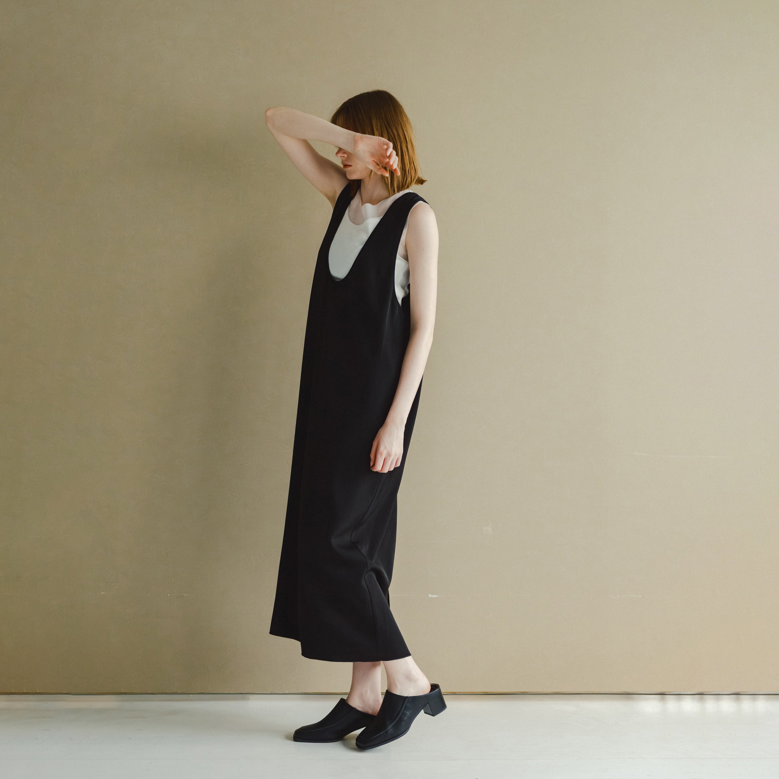 u neck cocoon dress – Black | WHT26HOP4079_Black | WHYTO