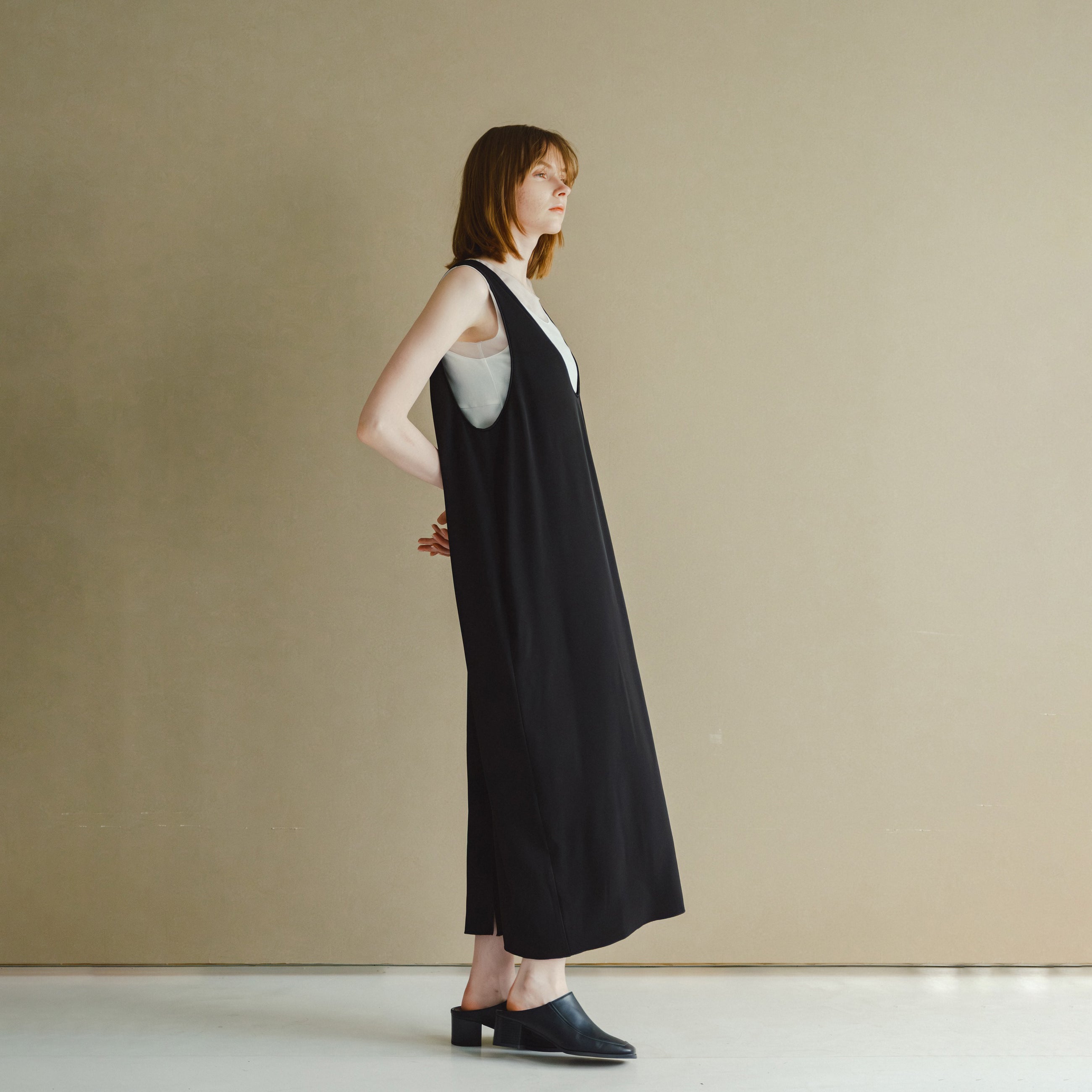 u neck cocoon dress – Black | WHT26HOP4079_Black | WHYTO