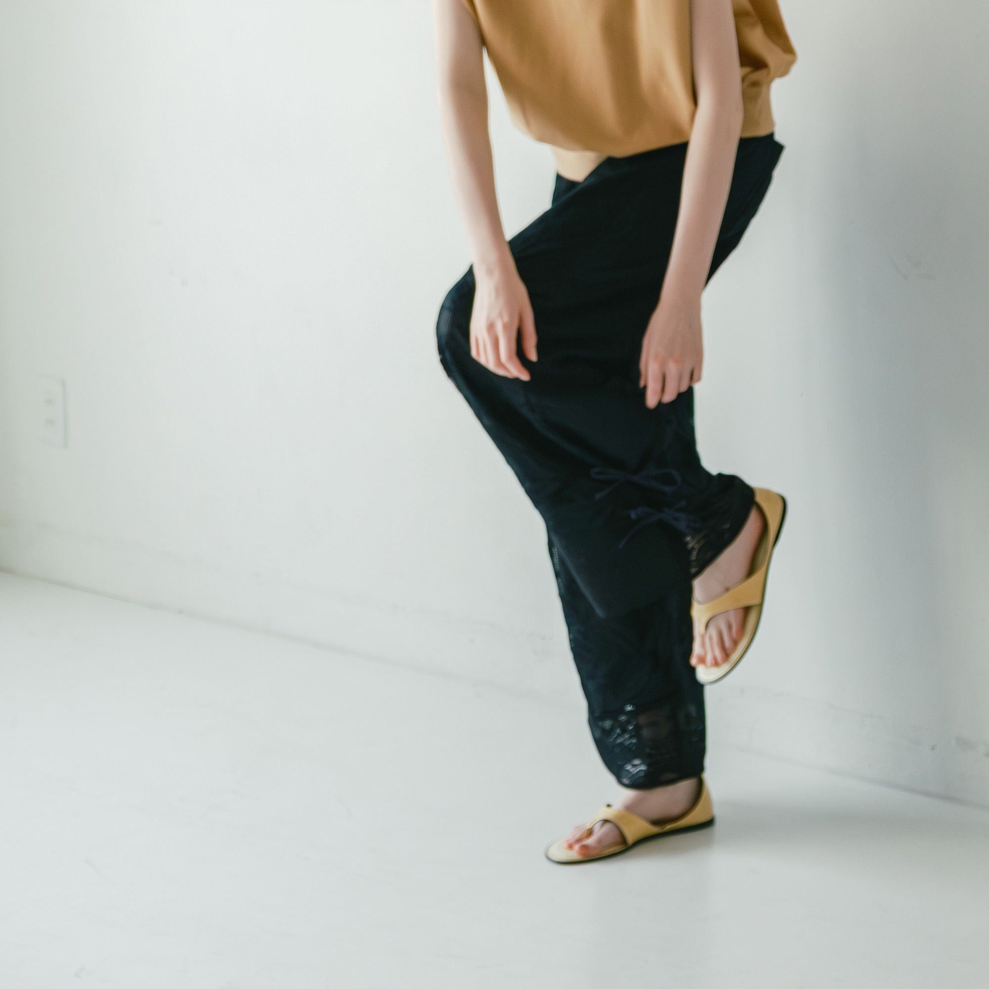 lace combination pant – Black | WHYTO