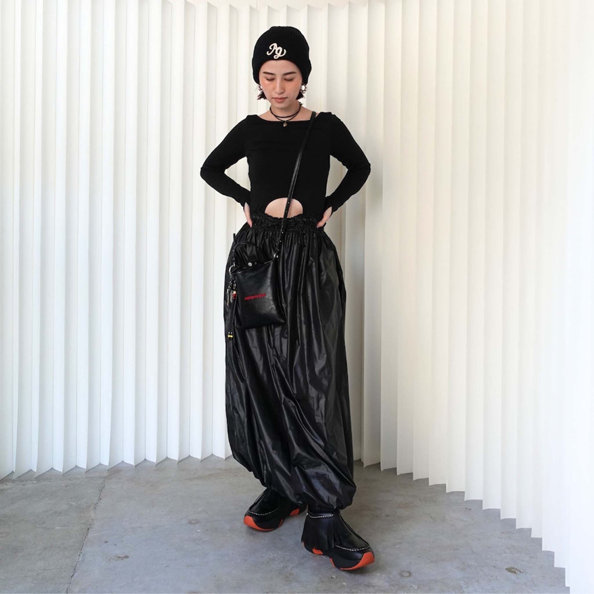 Balloon Hybrid Dress – Black | AMBERGLEAM