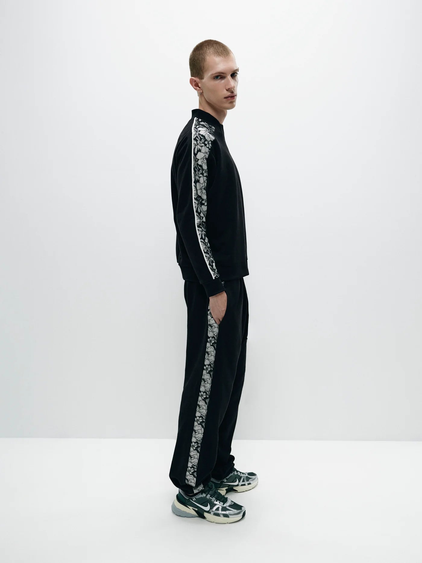 Soft power pants | Color:Black【ANIELE STROZ】 | FW24PT01