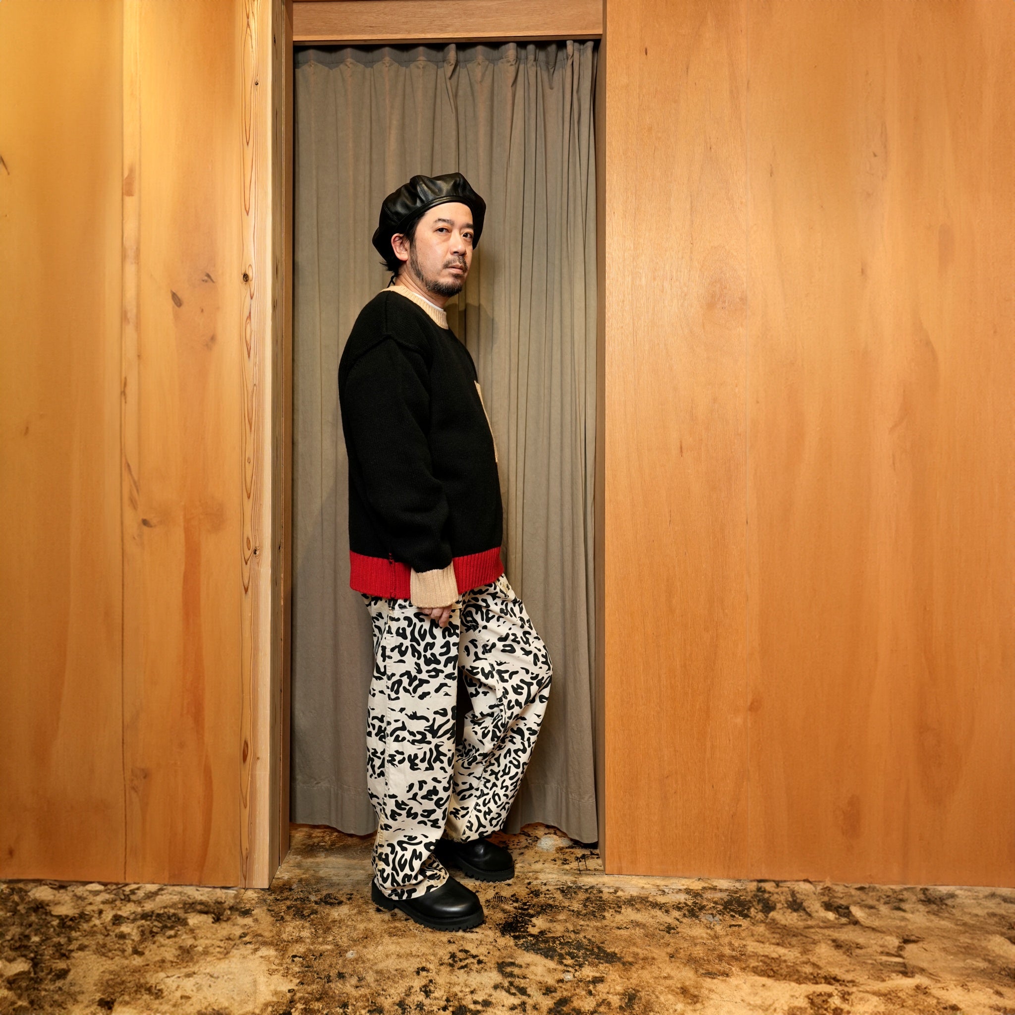 24#08-1030-0_Black | SIX-PATERN KNIT | Color:Black【MINAMI ANDERSON_ミナミアンダーソン】