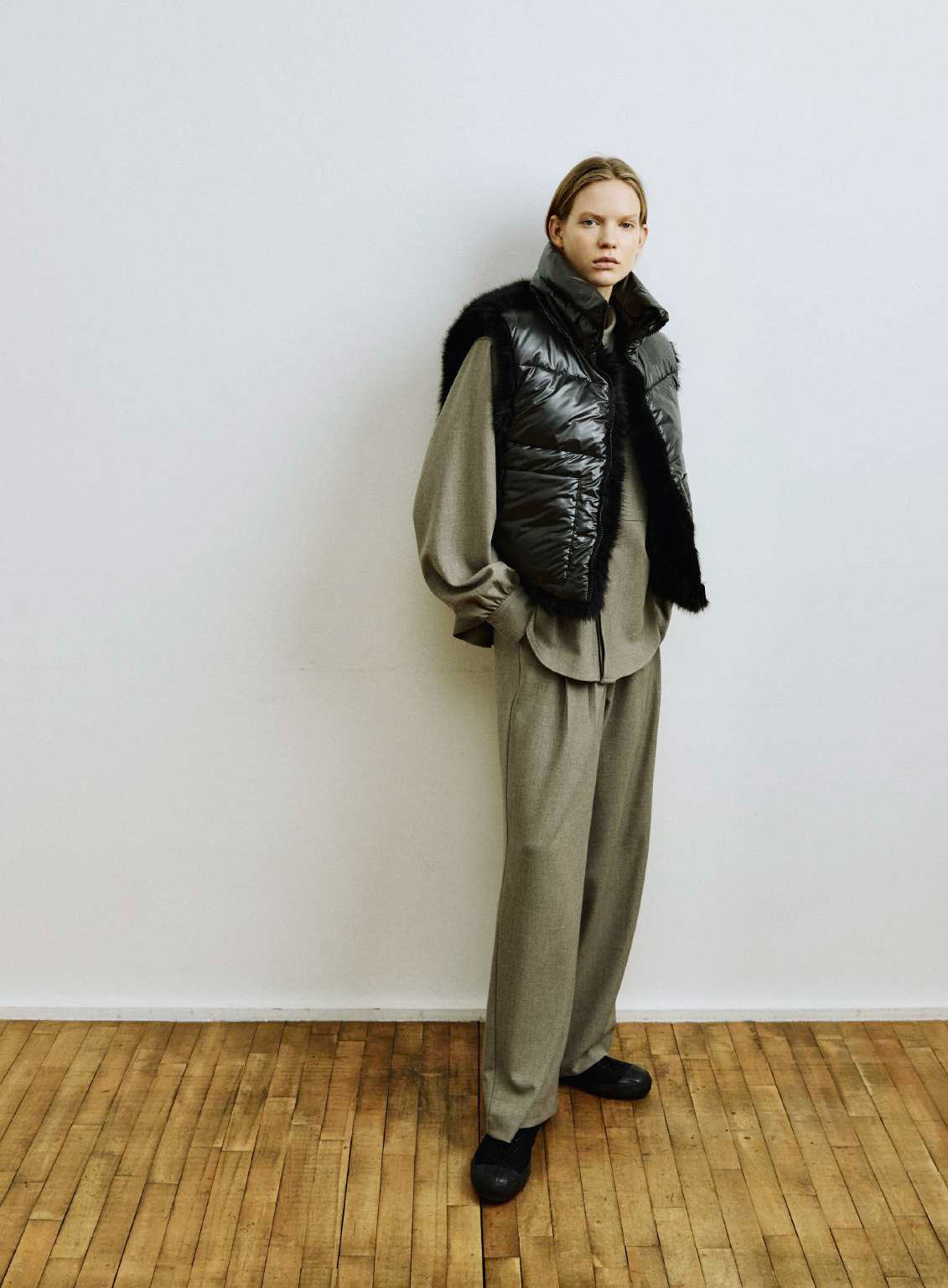 SUBI | Color_Black | No_mw6wvs01_black【MOLLIOLLI_モリオリ】