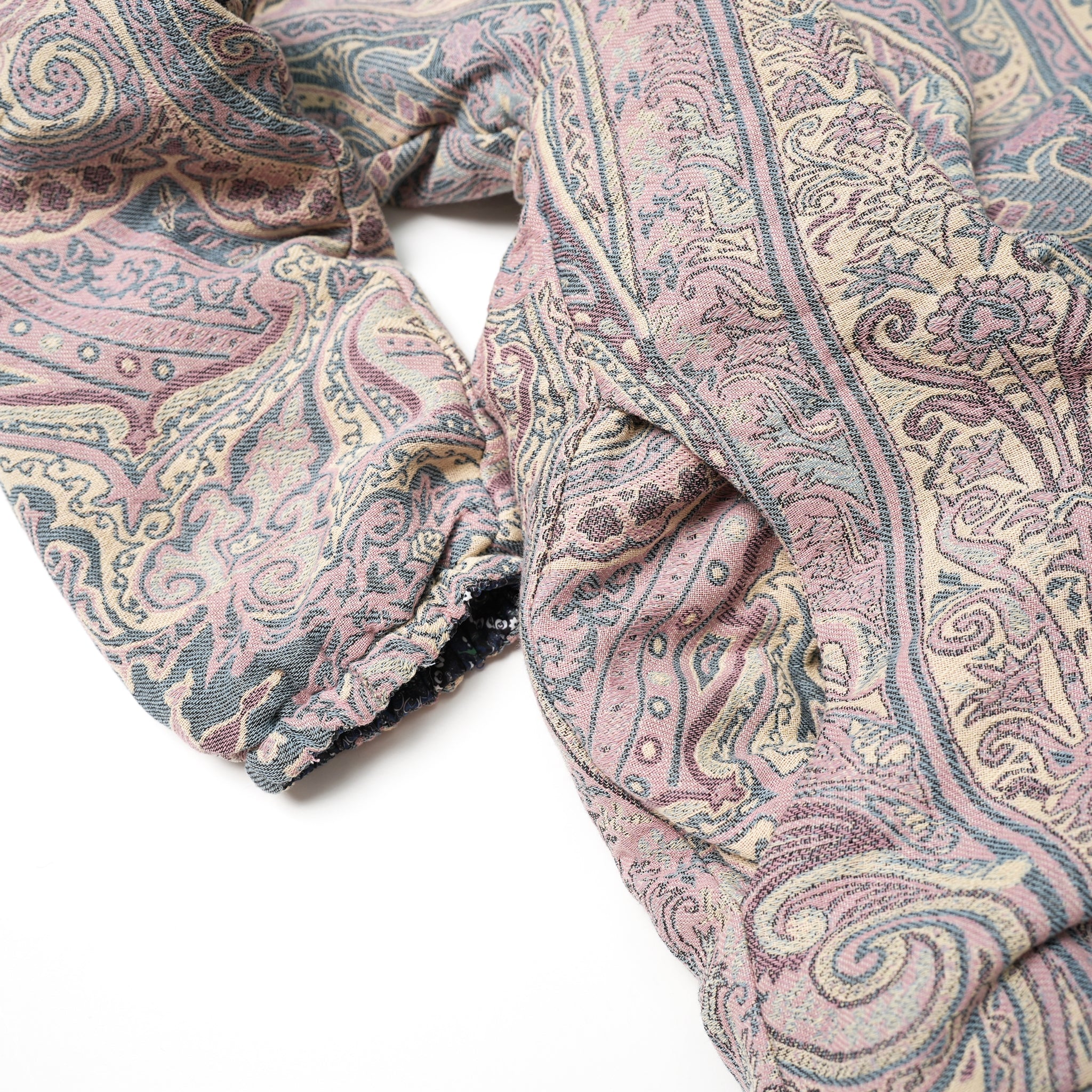 M32503-16 | Insulated Mock Neck Pullover | Color:Betro Paisley Pink【MONITALY_モニタリー】