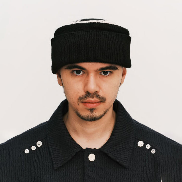 Flat beanie – Black | PLATEAU STUDIO