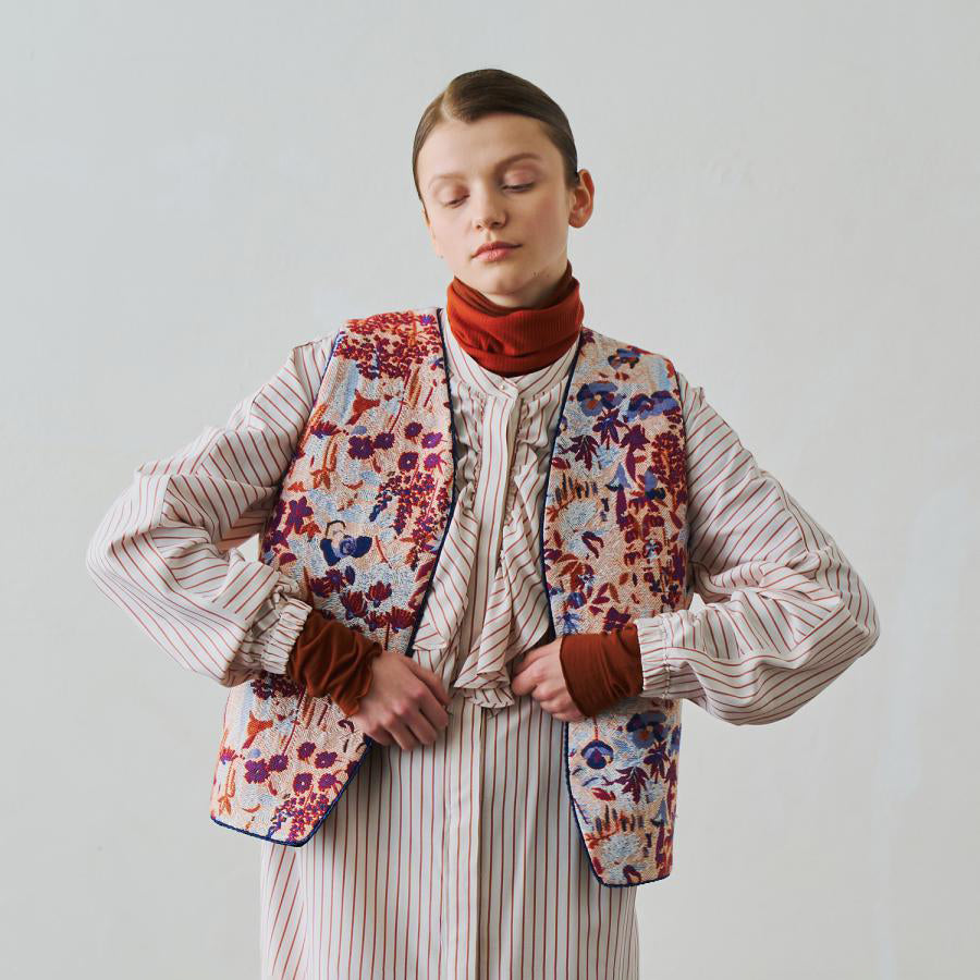 REVERSIBLE JQ VEST | WHYTO