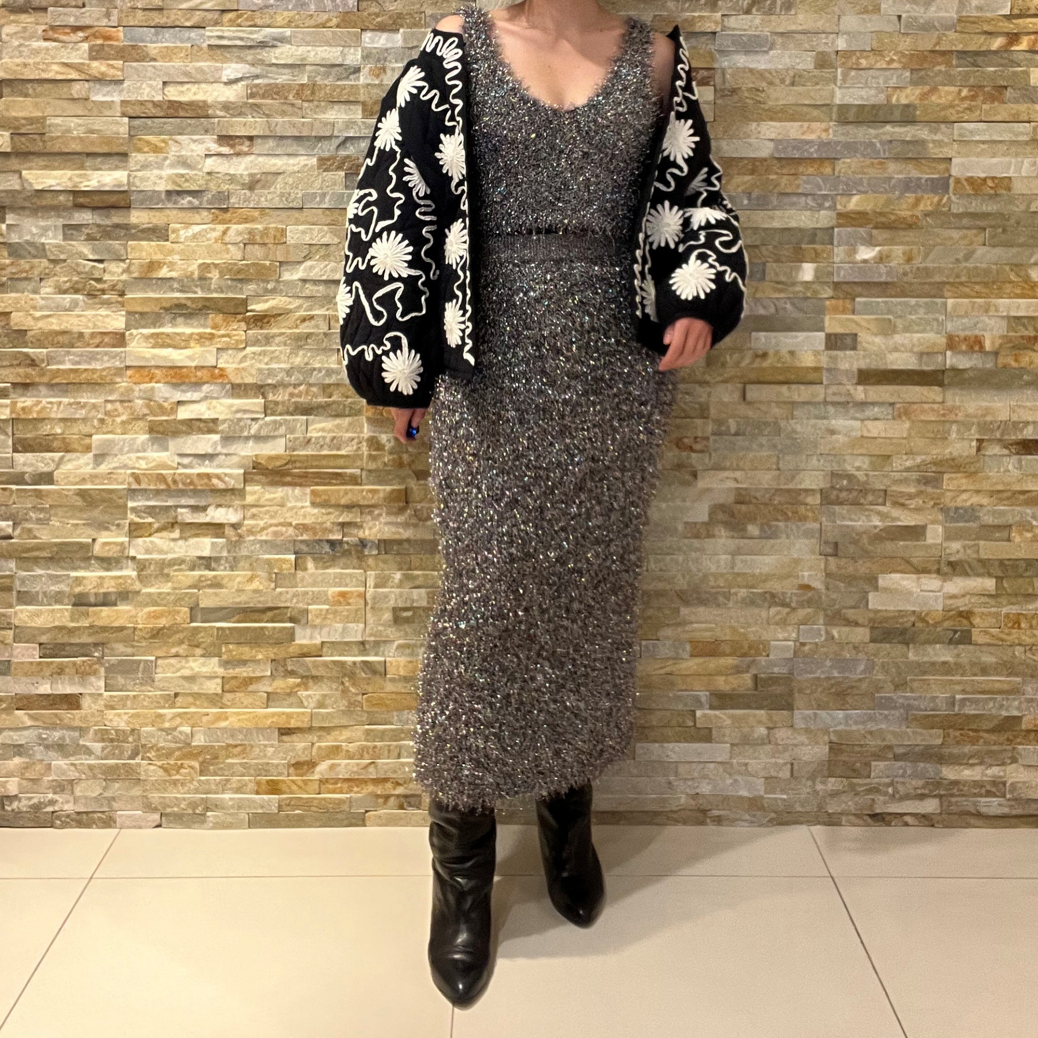 DEEPIKA TAPE EMB JACKET – Black | SARAMALLIKA