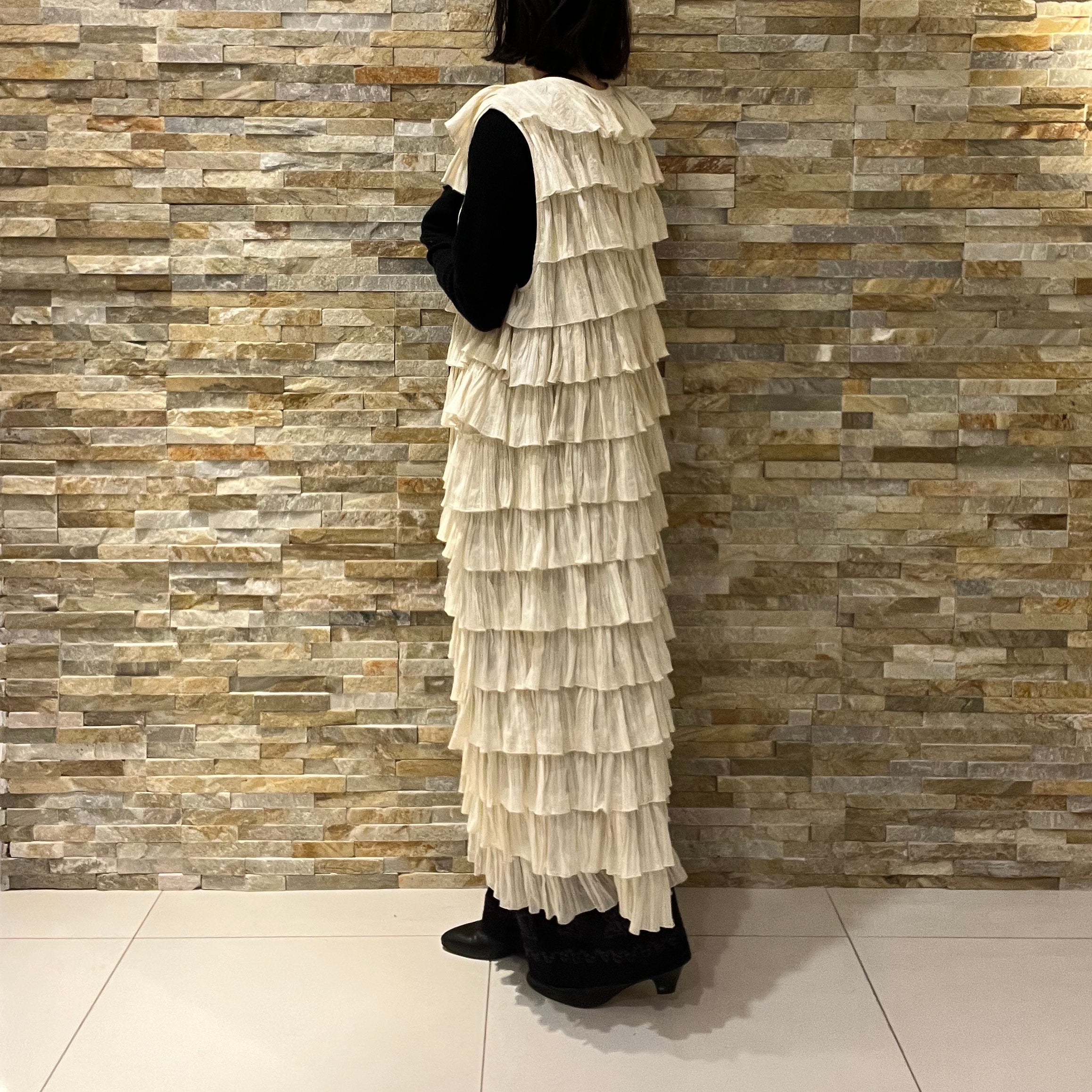 C.JQD FRILL LAYERED GOWN – Ecru | SARAMALLIKA