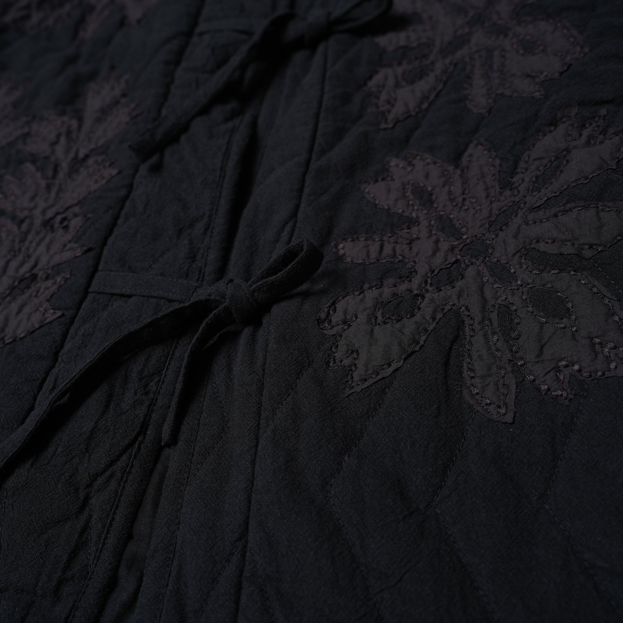 COTTON FLOWER PATCHWORK JK – Black | SARAMALLIKA