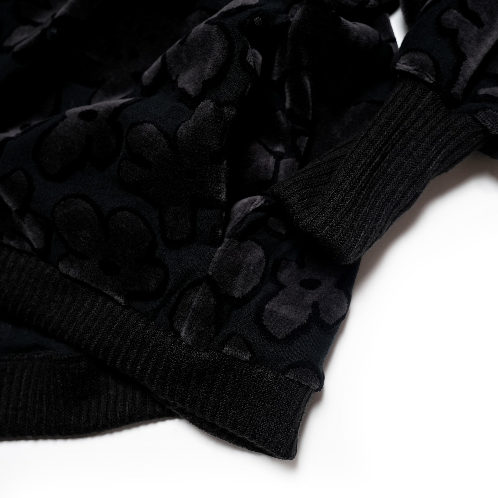 BSD24AW-16_VELOR BK | Flowers JQ Pulover | Color:Velor Bk【BEDSIDEDRAMA_ベッドサイドドラマ】【archive】