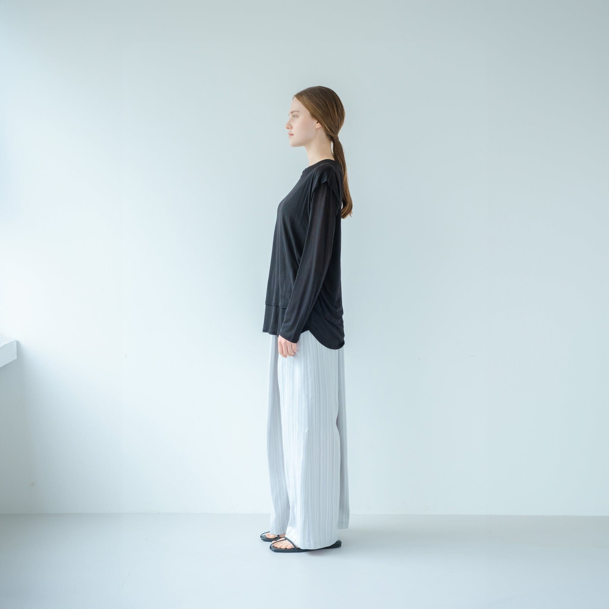 WHT24HBL4047 | SHEER LAYERED TEE | Color:Off White/Black【WHYTO_ホワイト】