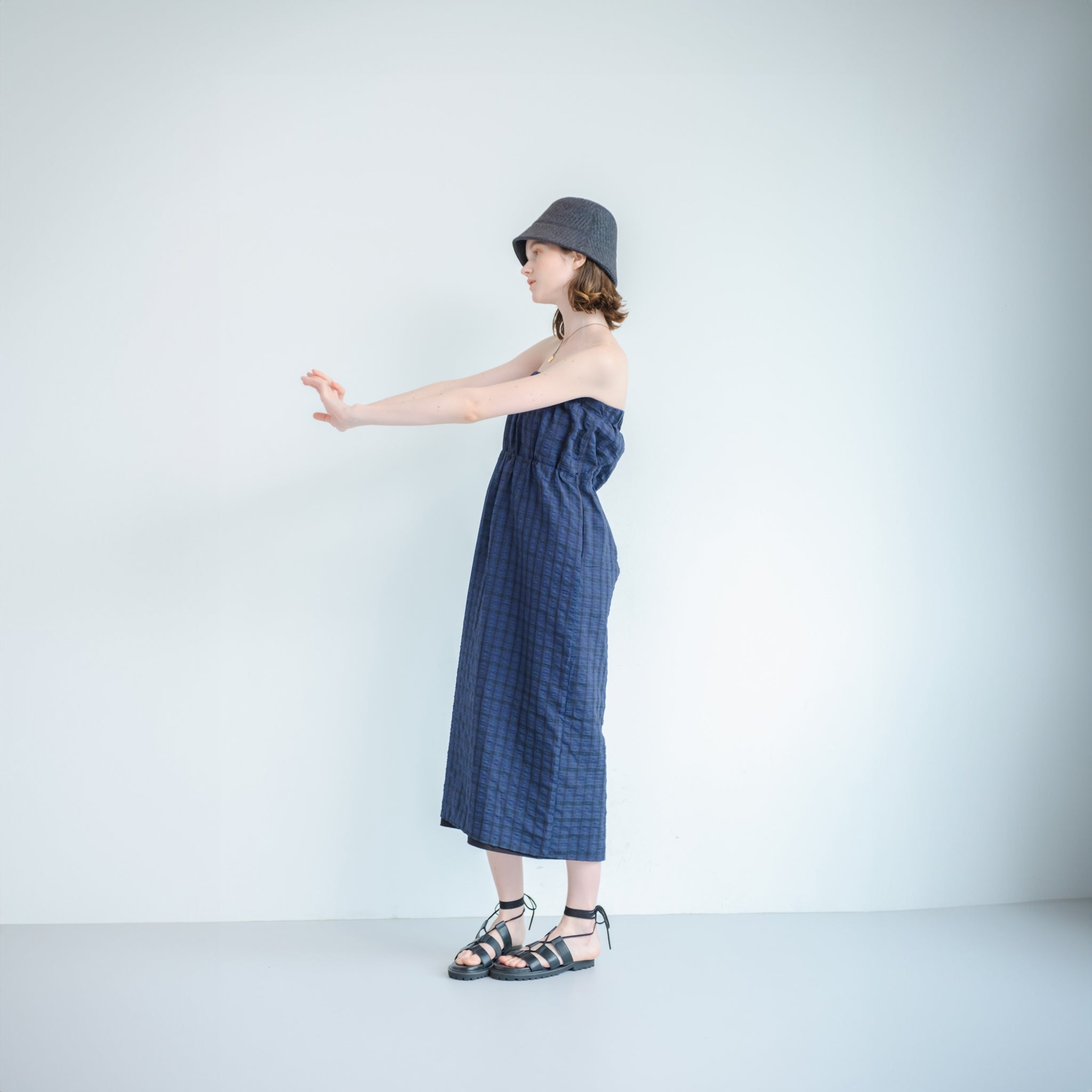 WHT24HOP4050 | CHECK REVERSIBLE DRESS | Color:Off Beige/Black【WHYTO_ホワイト】