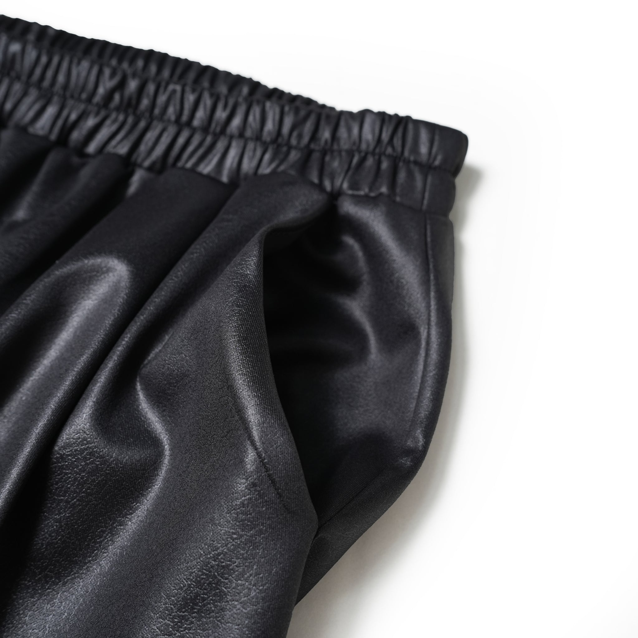 No:WHT23FPT4034 | Name:Leather Like Shirring Jodhpurs | Color:Black/Brown【WHYTO _ホワイト】