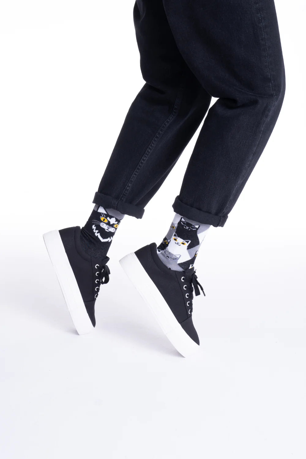 reguler socks / Black Cat 【many mornings メニ―モーニングス】【ネコポス選択可能】