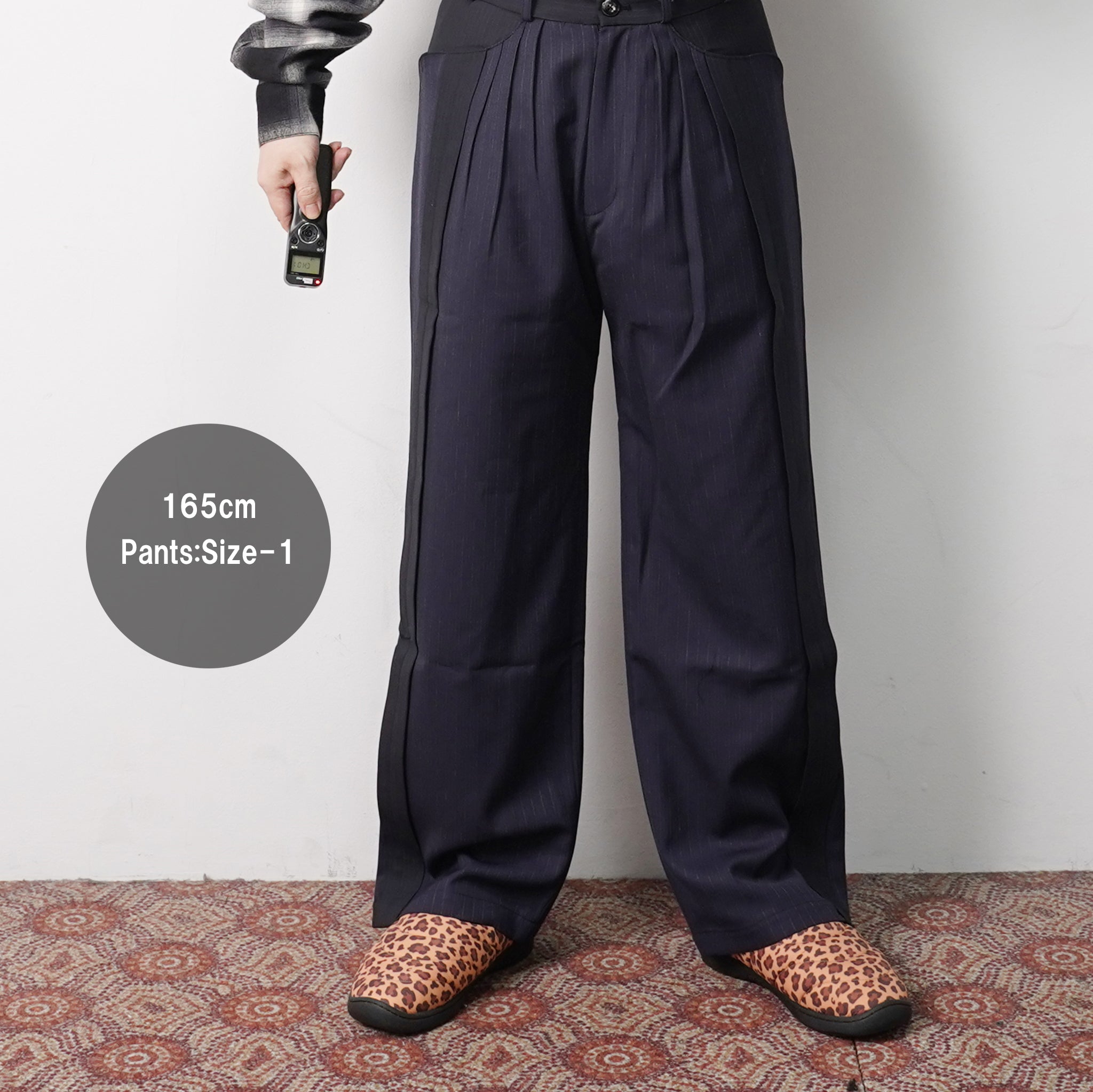 No:pw21p05 | Name:3 TUCK WOOL SLACKS | Color:Blk-Dark Purple | Size:1/2【PLATEAU STUDIO_プラトー スタジオ】【archive】
