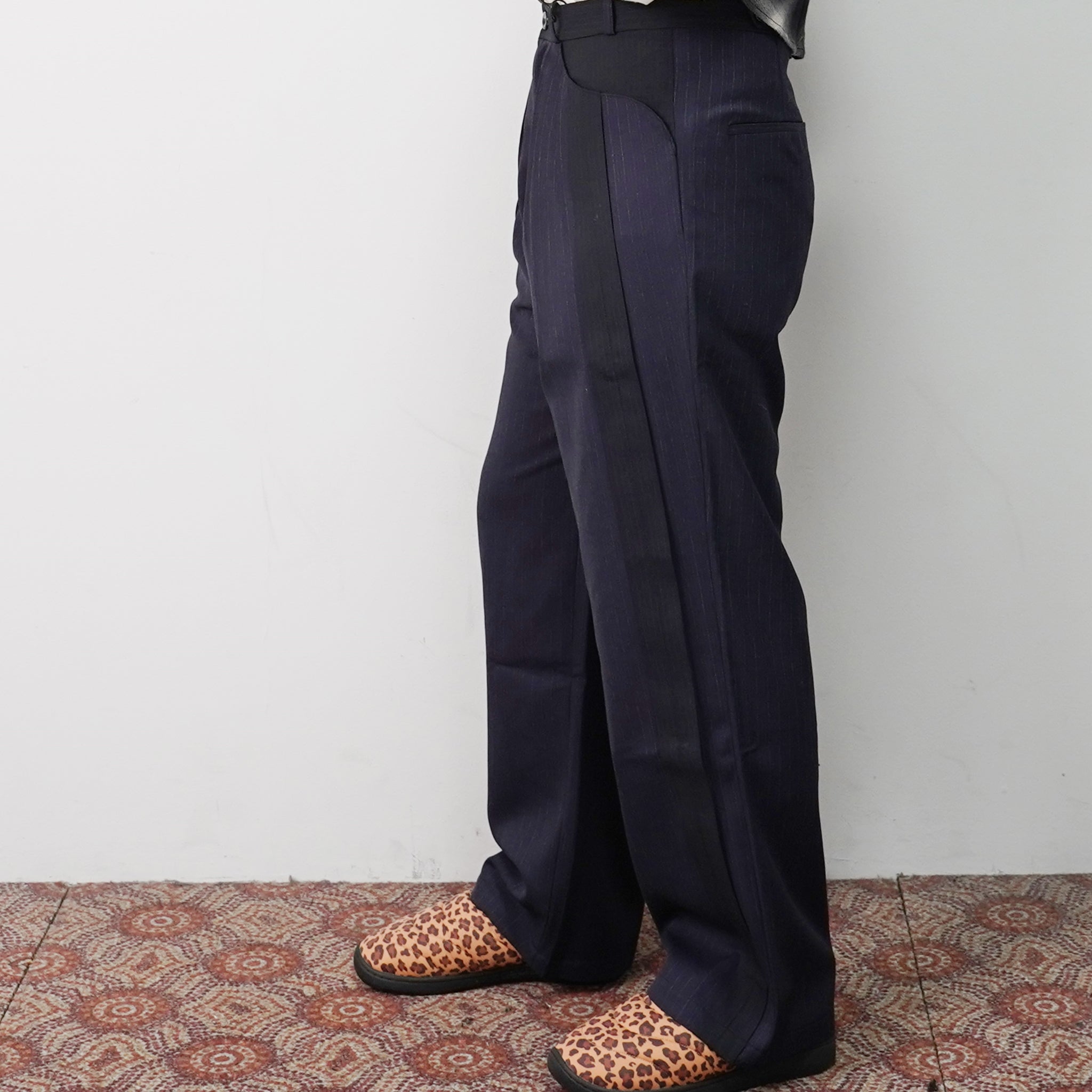 No:pw21p05 | Name:3 TUCK WOOL SLACKS | Color:Blk-Dark Purple | Size:1/2【PLATEAU STUDIO_プラトー スタジオ】【archive】