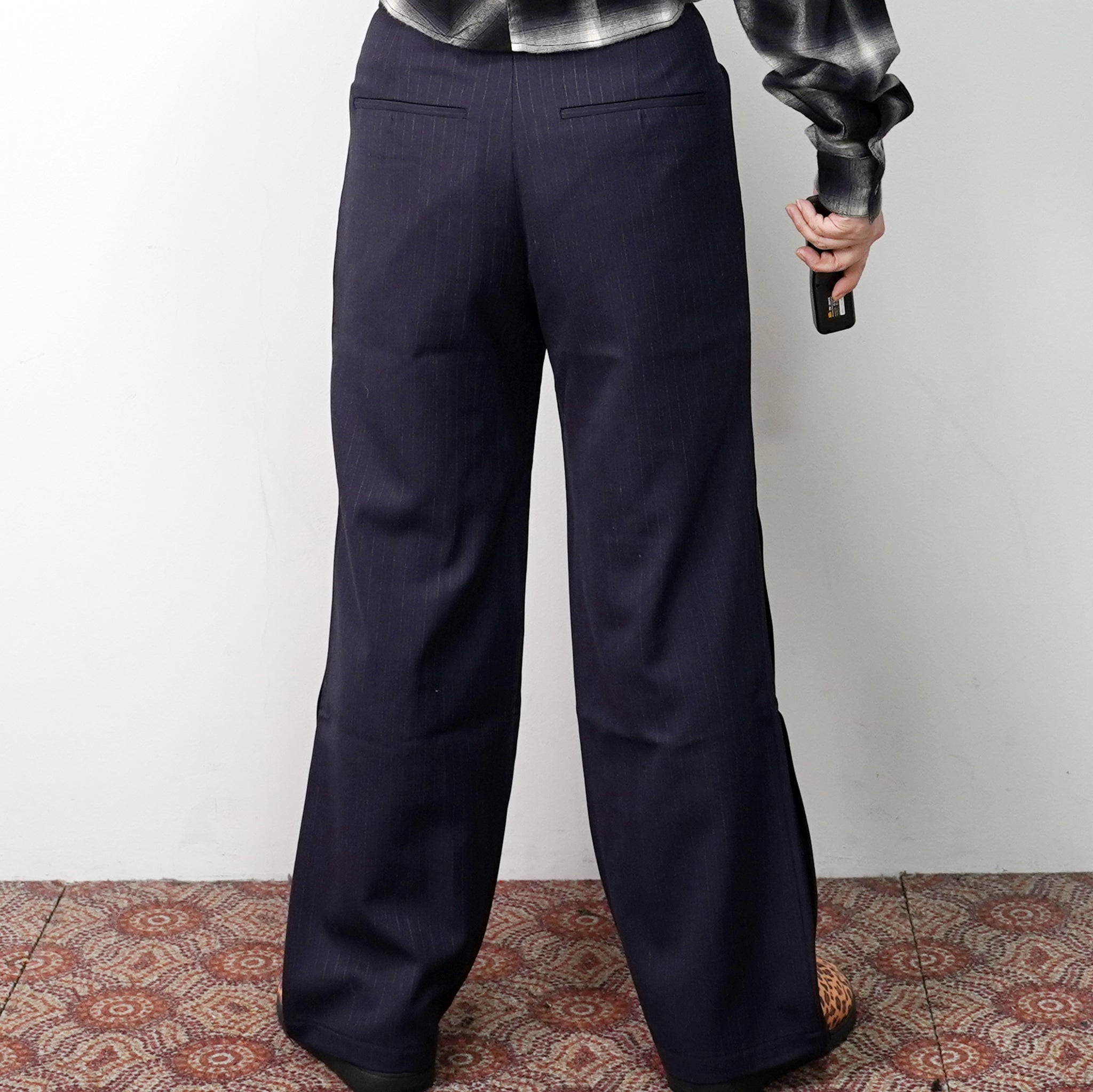 No:pw21p05 | Name:3 TUCK WOOL SLACKS | Color:Blk-Dark Purple | Size:1/2【PLATEAU STUDIO_プラトー スタジオ】【archive】