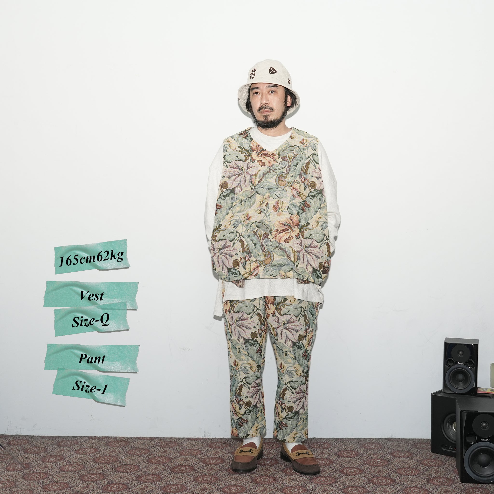 No:VOO-1118 | Name:GOBELIN VEST | Color:Beige/Green/Black【VOO_ヴォー】【archive】