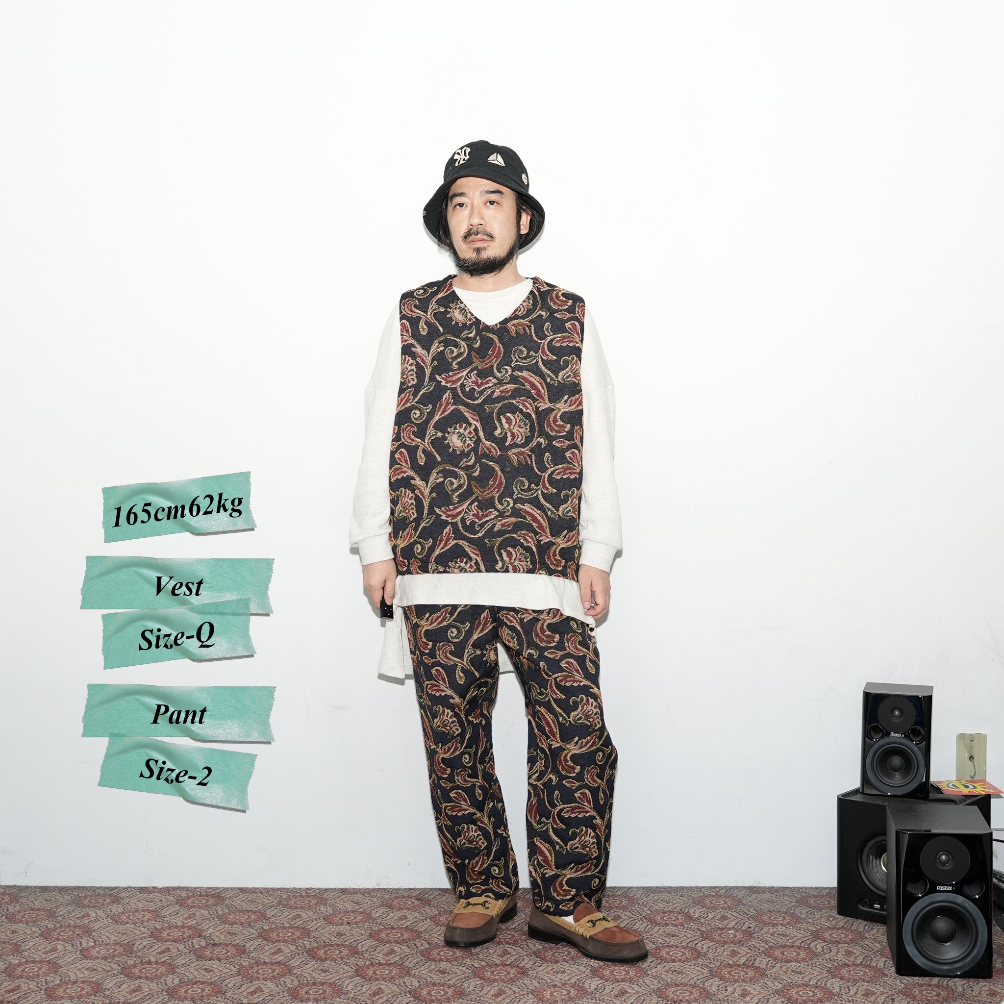 No:VOO-1118 | Name:GOBELIN VEST | Color:Beige/Green/Black【VOO_ヴォー】【archive】
