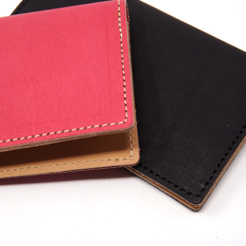 No:12169078-agility | Name:ディジェム 東京レザー | Color:Black/Pink | 10枚のカードが一目で見わたせるスリムな本革カードケース 薄型 二つ折り【AGILITY affa(アジリティアッファ)】(1216)-AGILITY-ADDICTION FUKUOKA