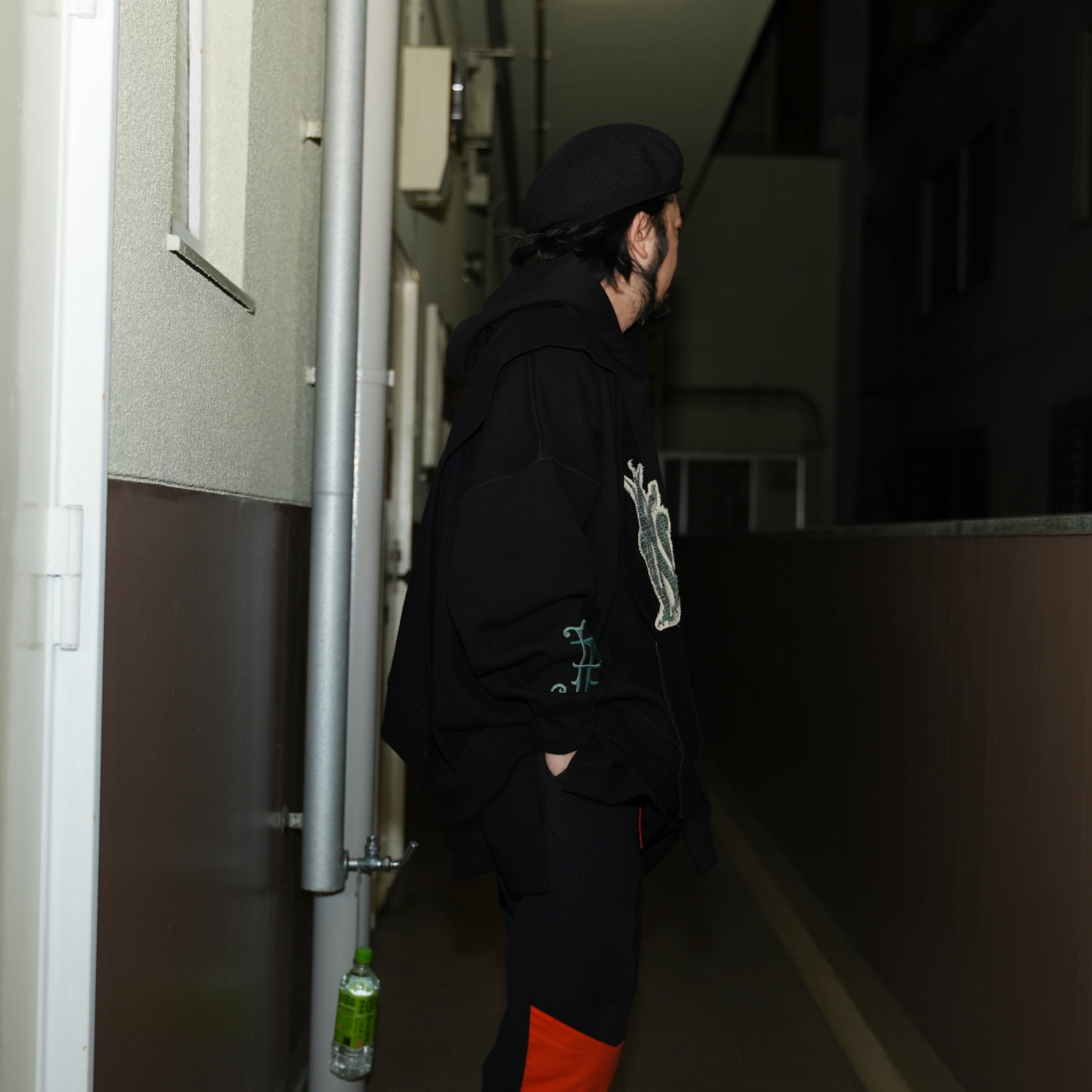 No:ACRS22-T01 | Name:MANDRAGORA HOODIE | Color:Black | Size:Free【(A)CRYPSIS®】【SEIVSON_セイヴソン】【archive】