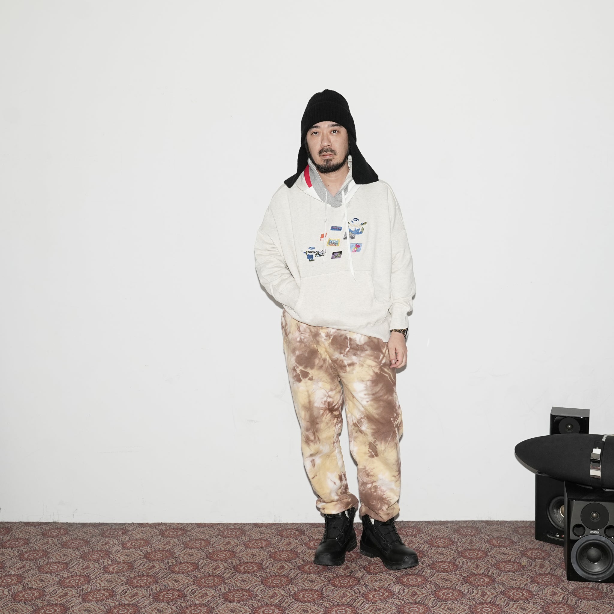 No:bsdodd-03_a | Name:City Scenery Embroidery Hoodie | Color:Oat Meal【BEDSIDEDRAMA_ベッドサイドドラマ】【archive】